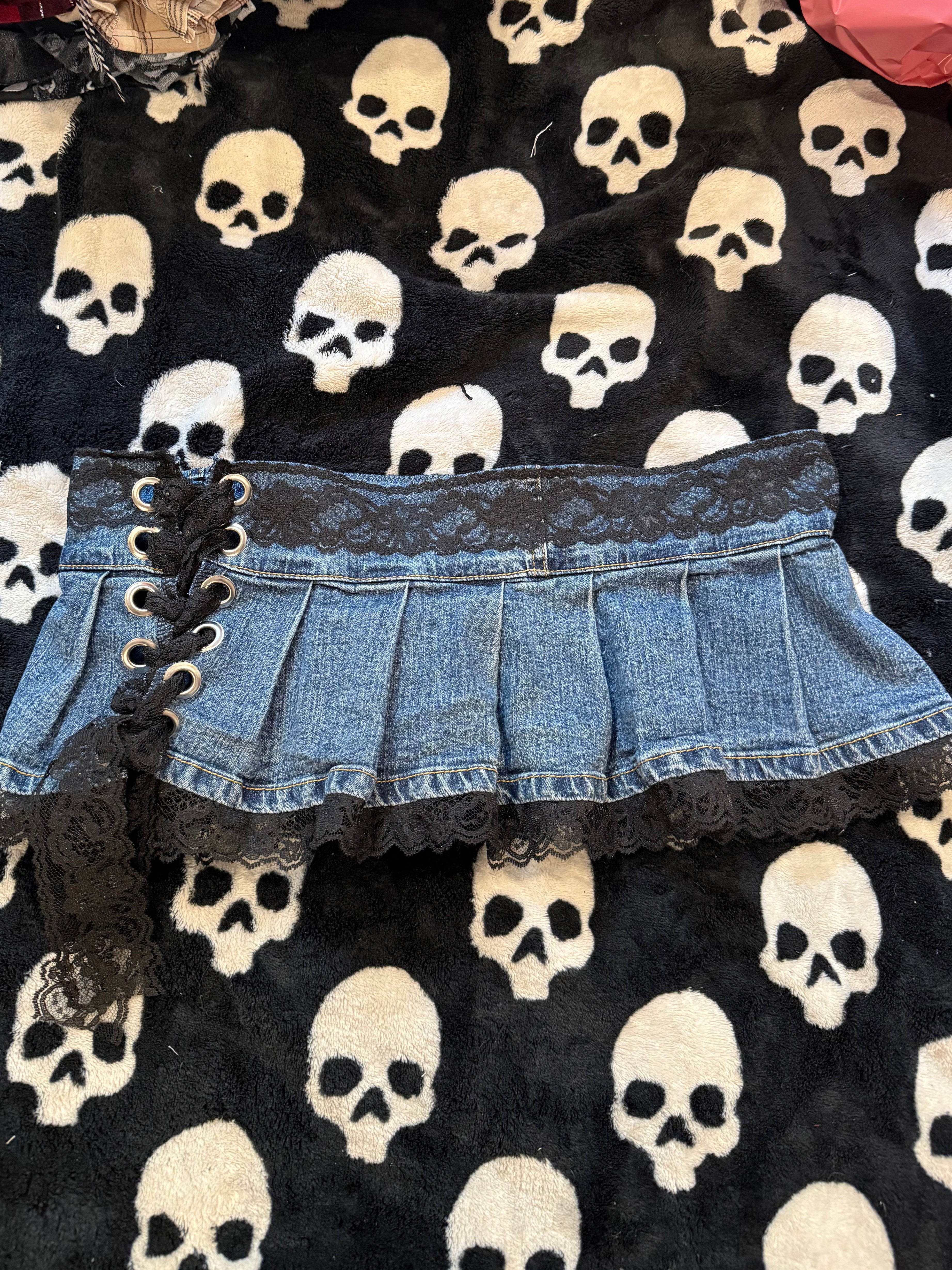 denim lace up grommet skirt size xs/s