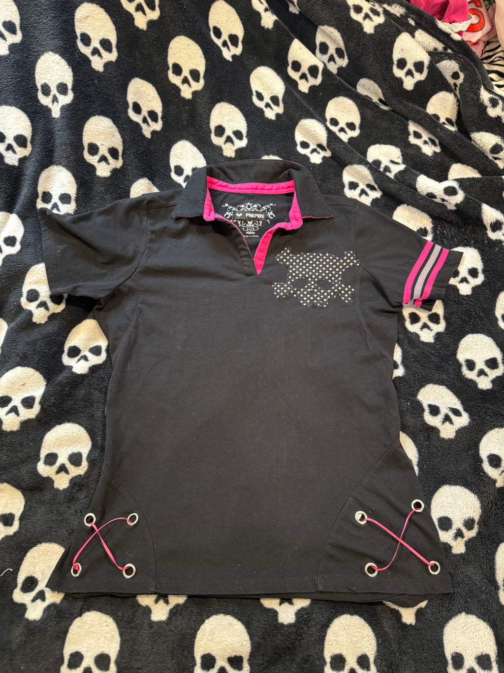 pink & black polka dot skull lace up polo size m