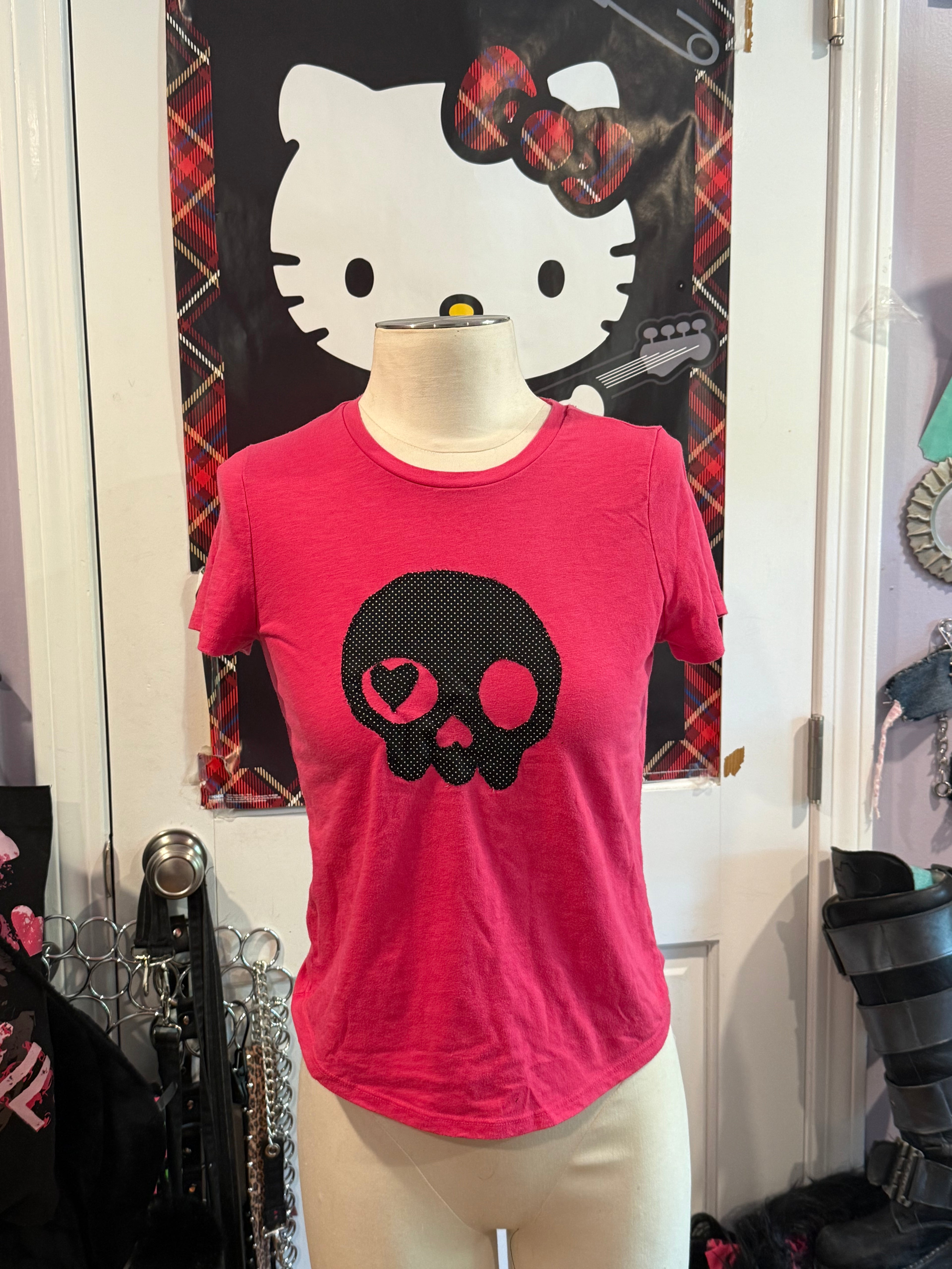 hot pink polka dot skull shirt size xs/s