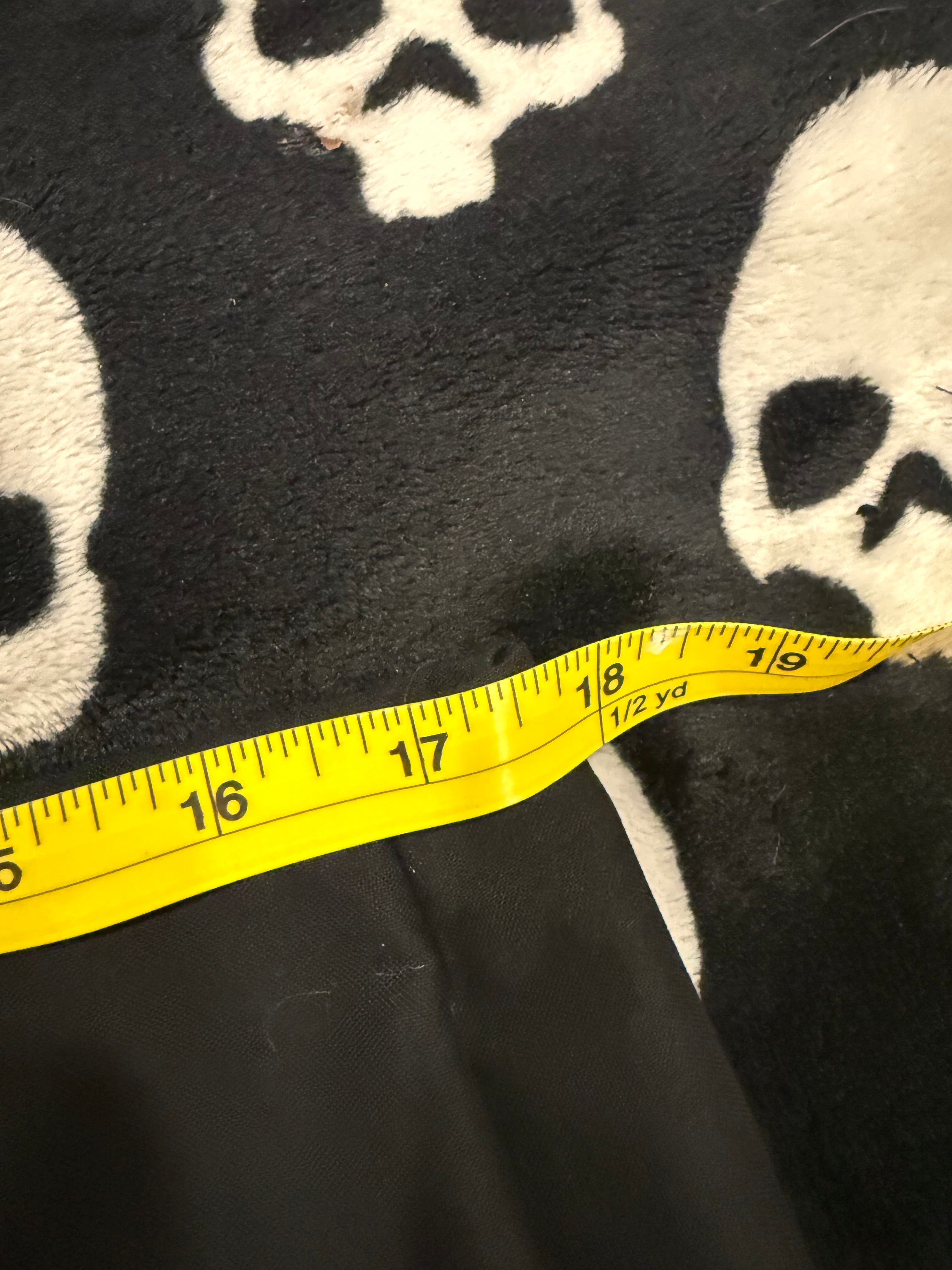 striped skull skirt size m
