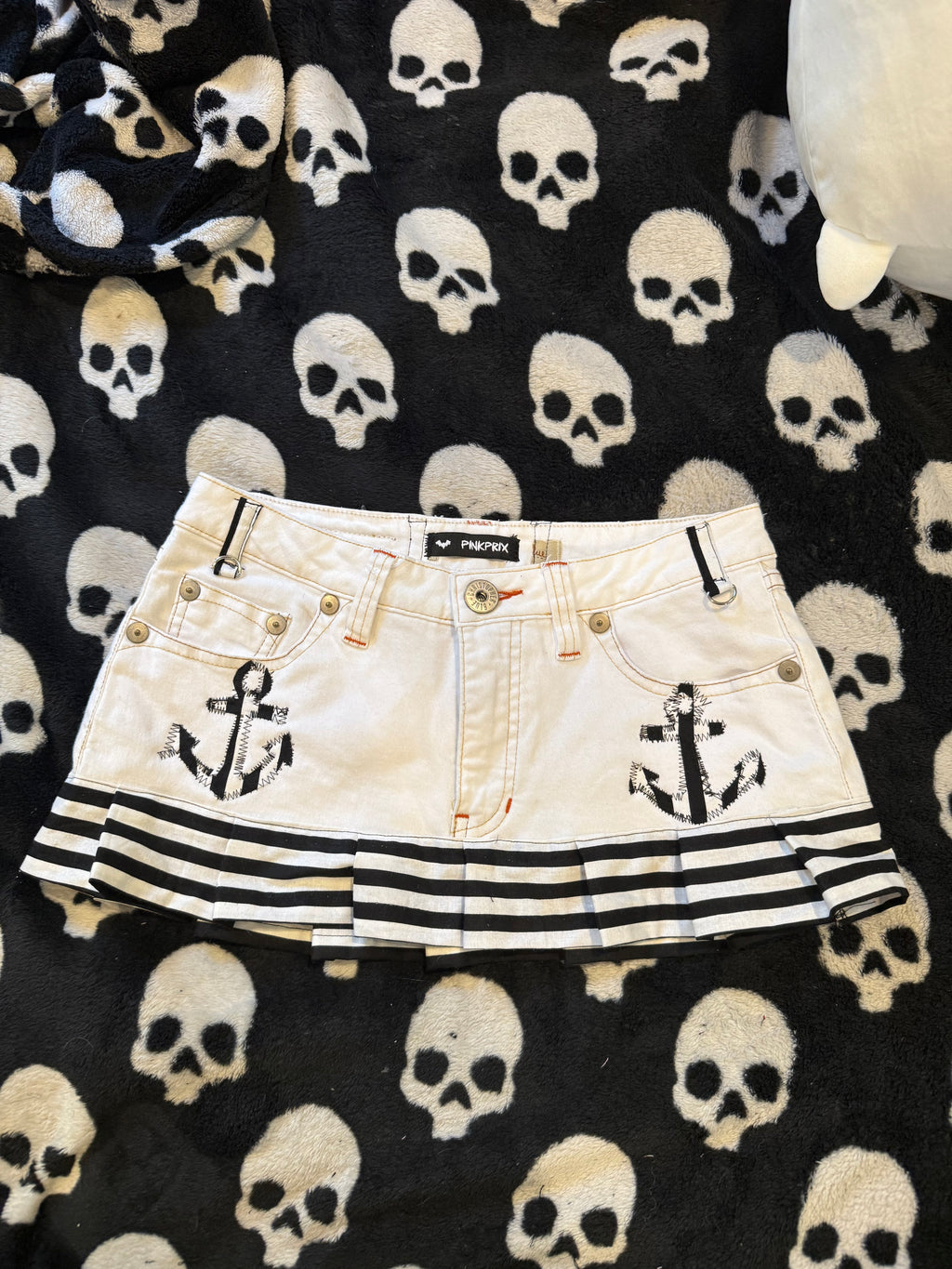 striped anchor skirt size s