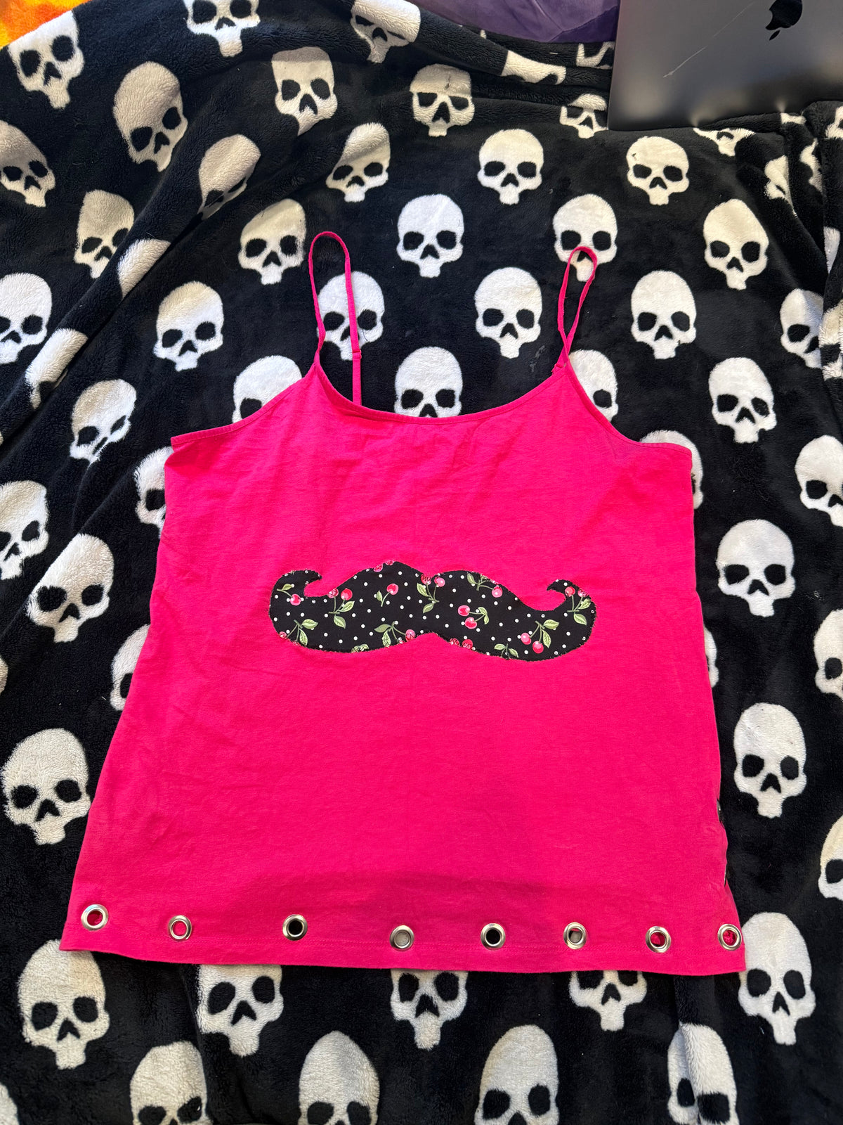 Cherry mustache grommet tank size xl
