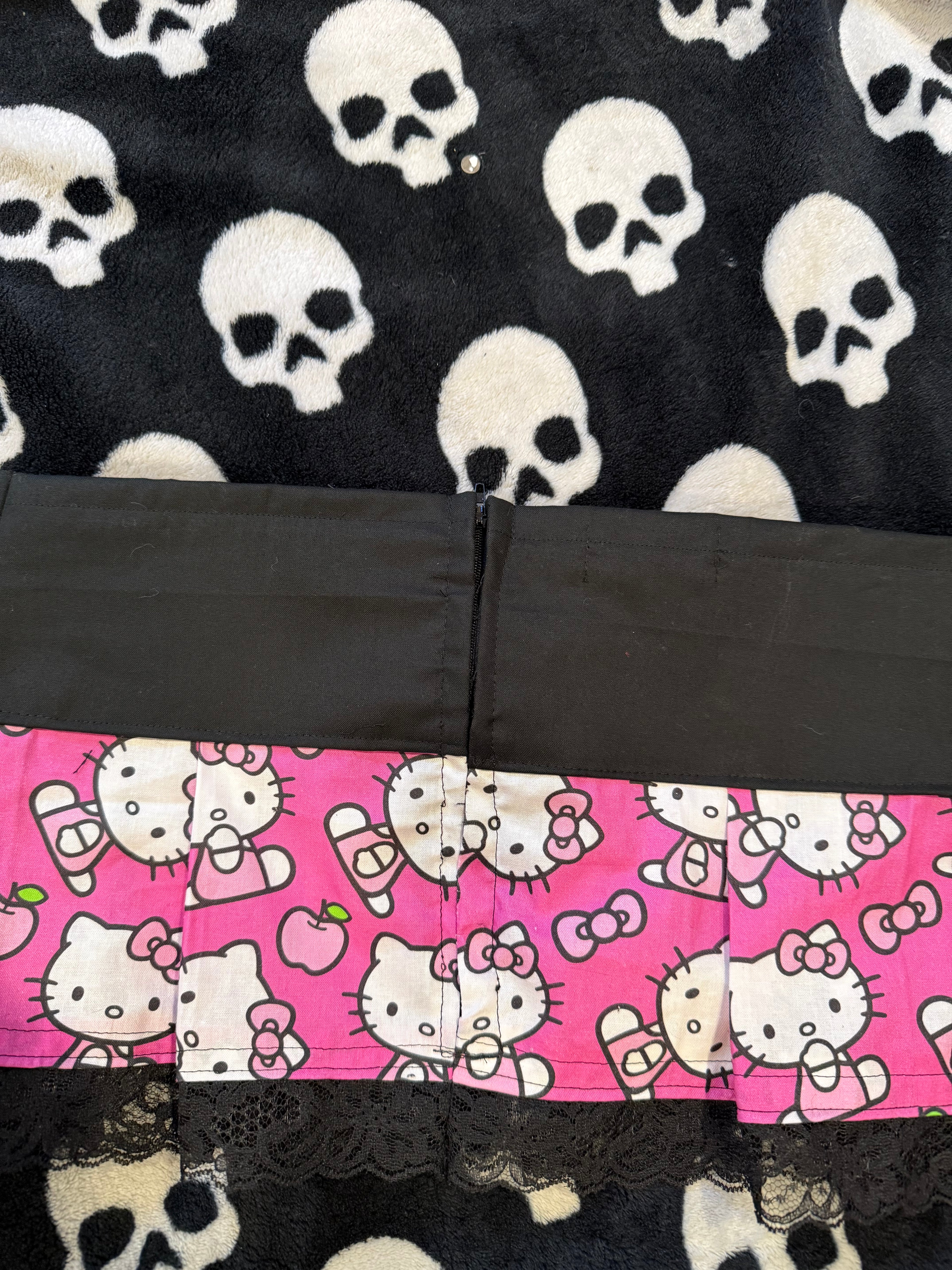 hello kitty lace up skirt size s