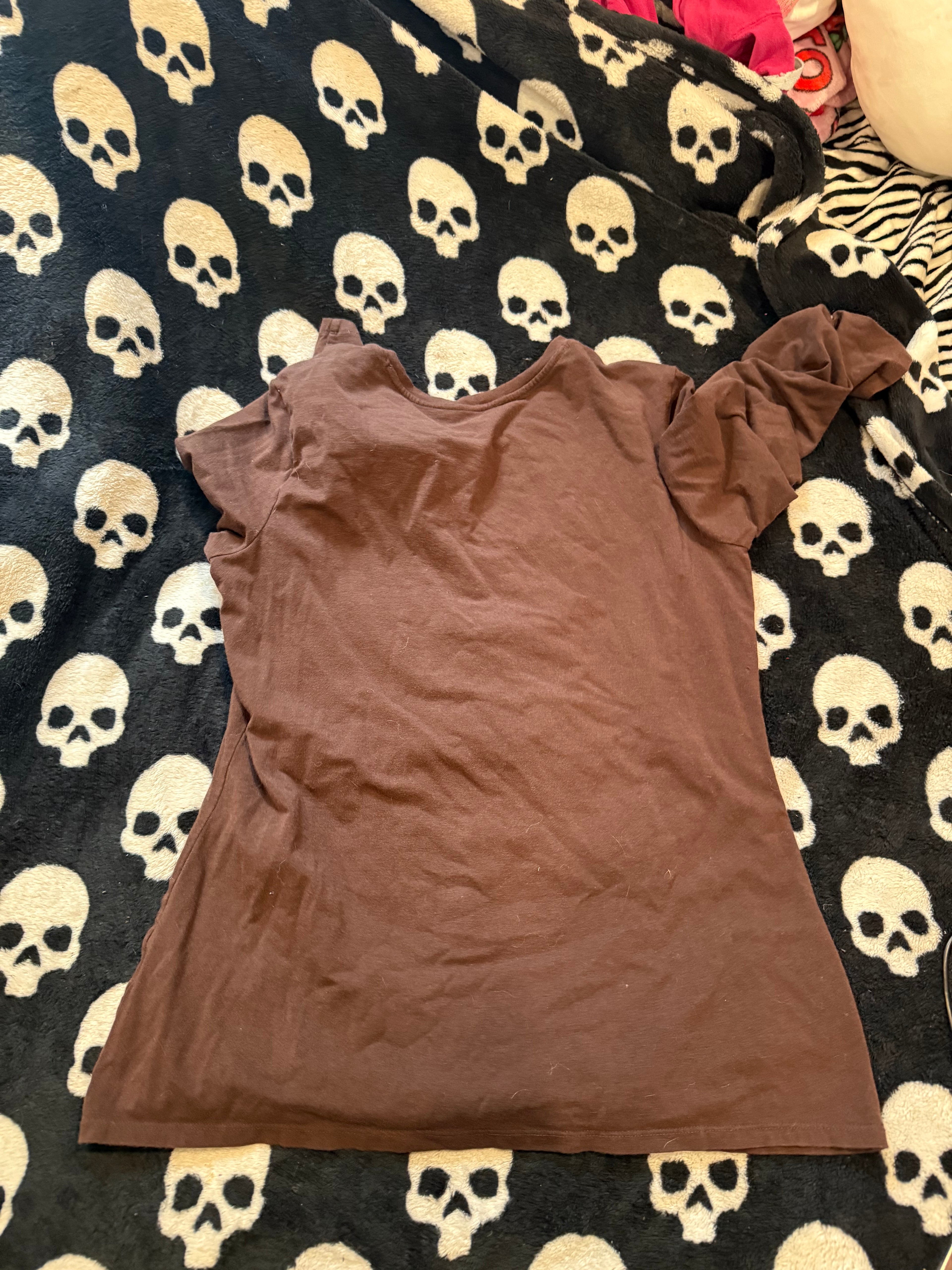domo long sleeve size L