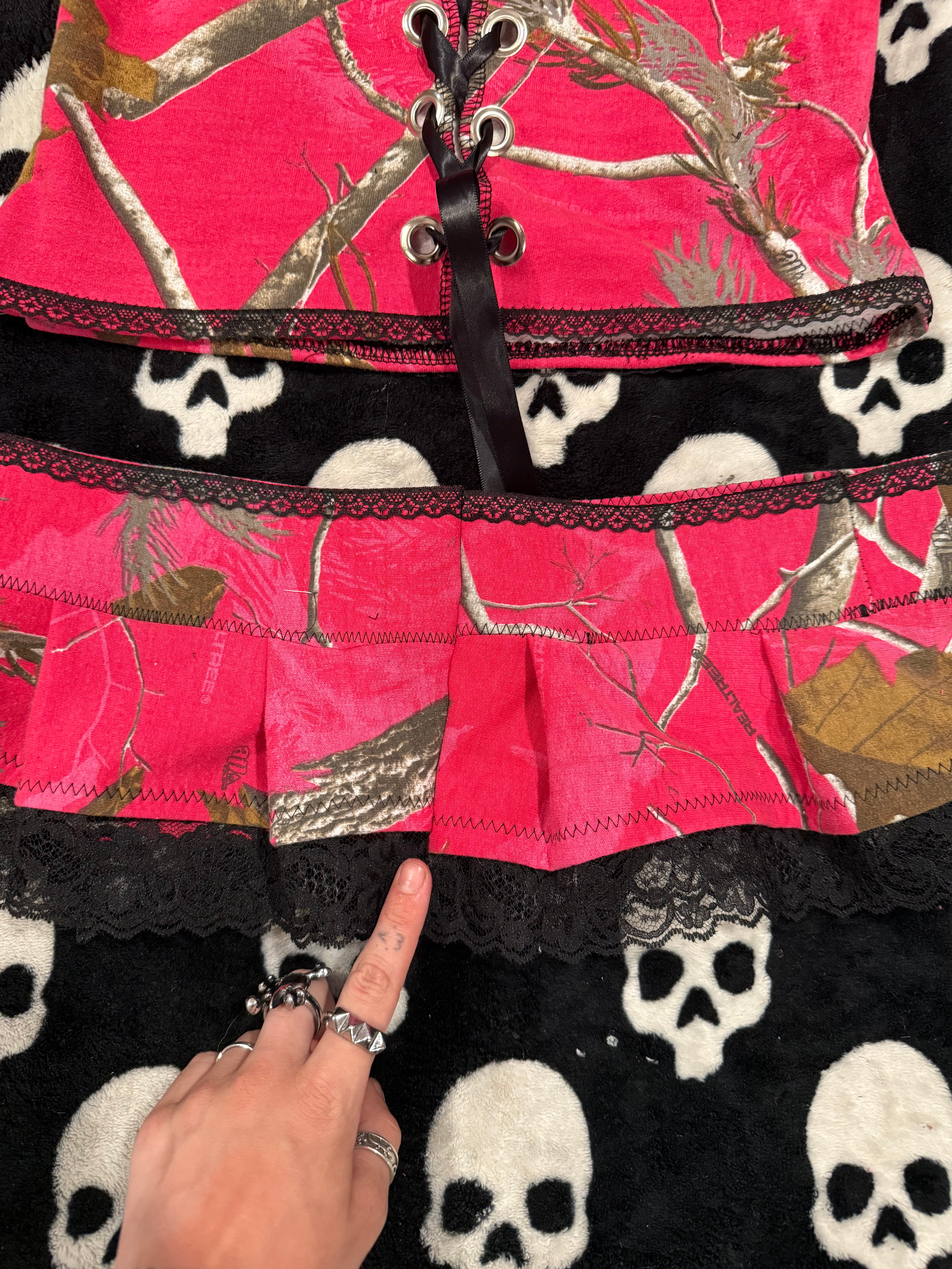 pink & black lace camo set size xs/s