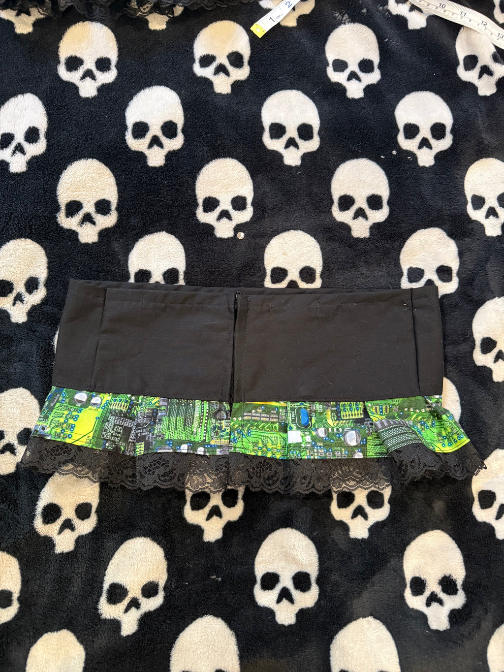 circuit board skirt size xxs/xs