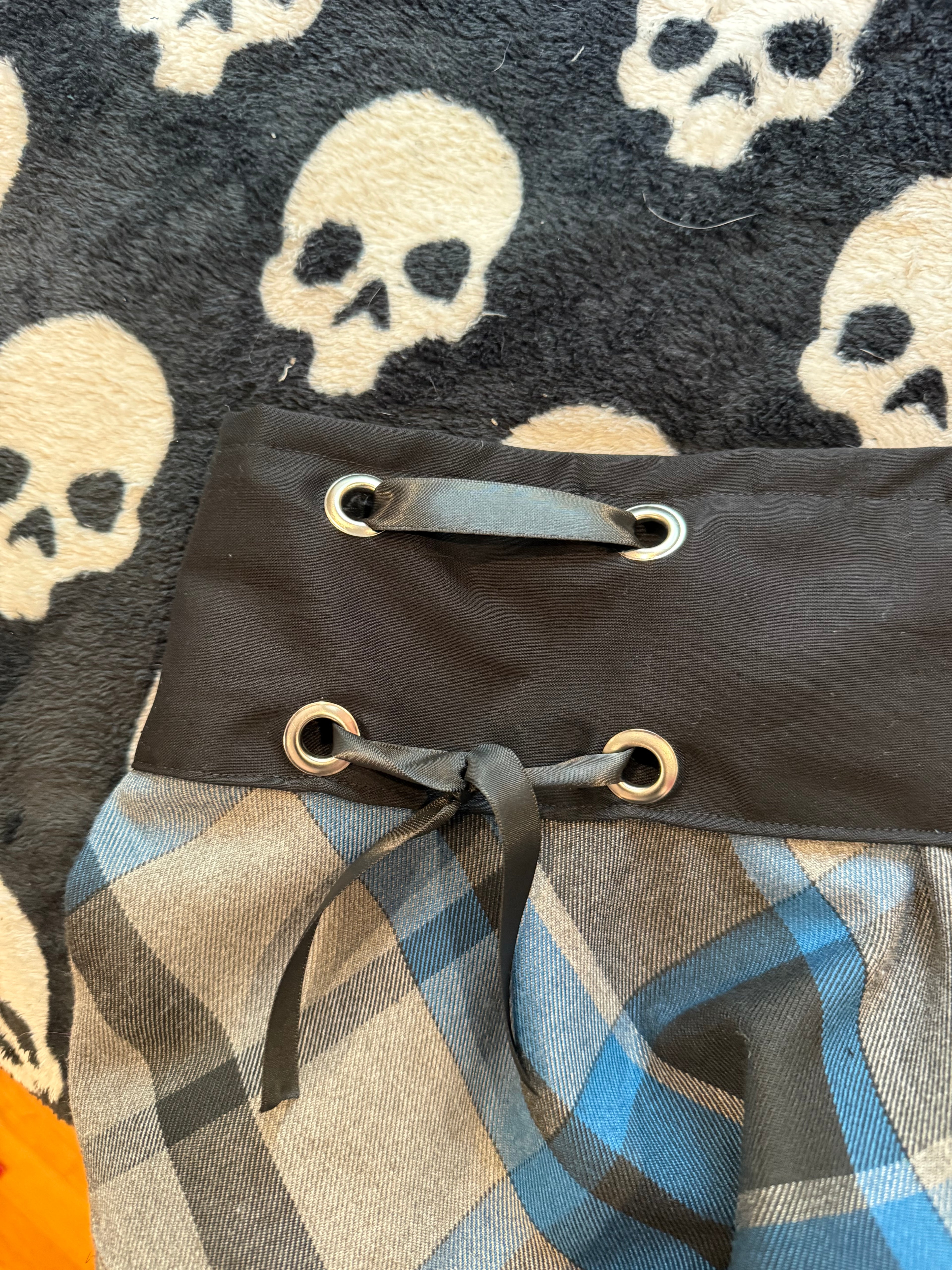 blue & black plaid grommet skirt size XL