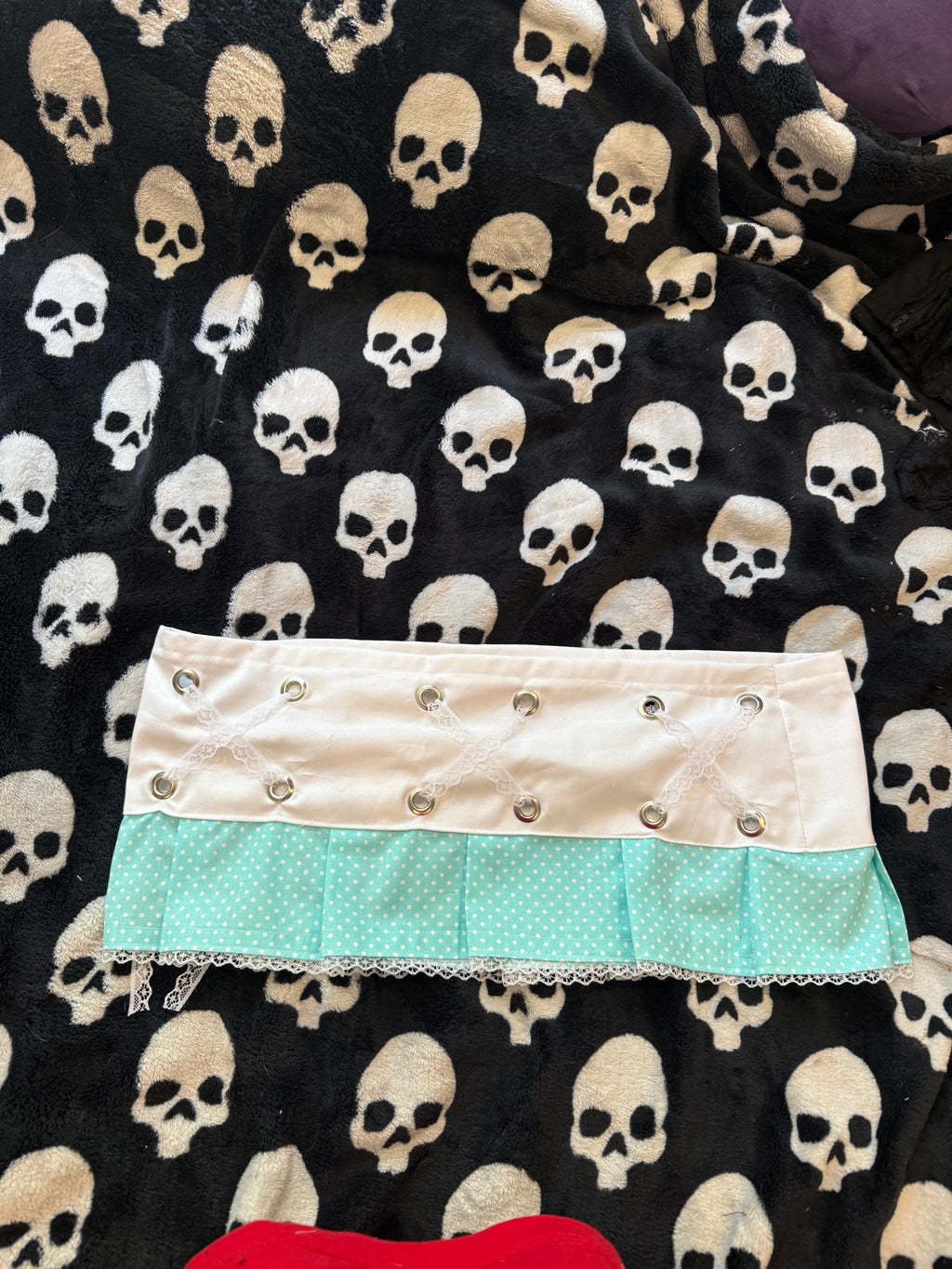 teal & white polka dot lace up skirt size L
