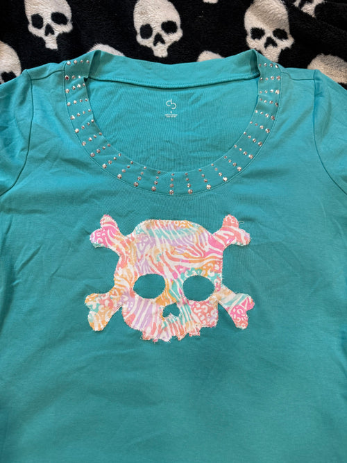 animal print skull studded top size s