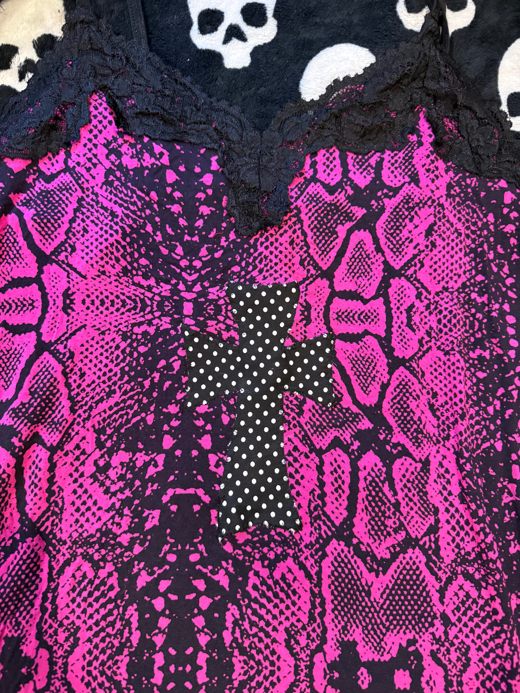 purple & black snakeskin cross corset tank size L