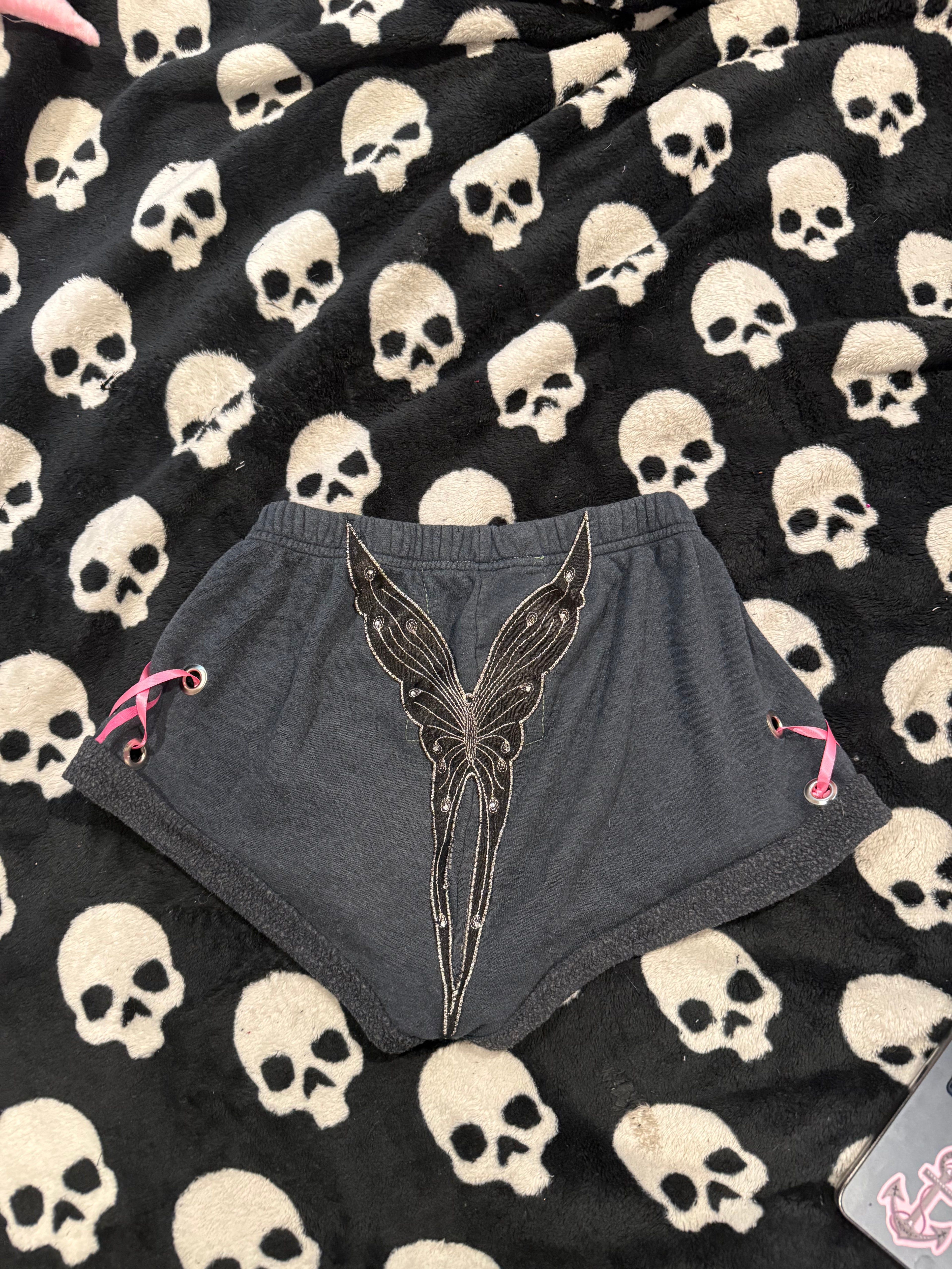lace up butterfly shorts size s