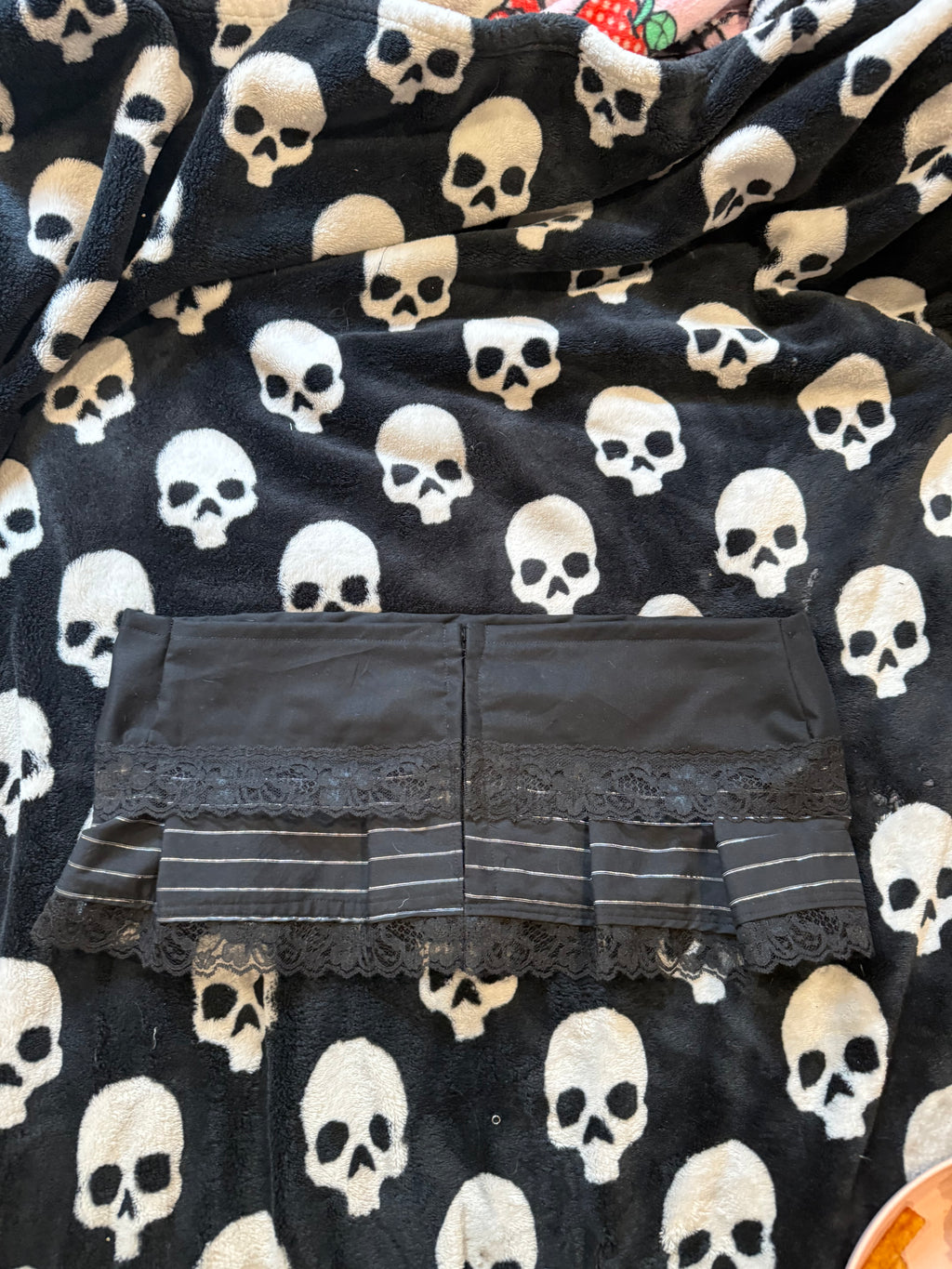 pinstripe lace up mini skirt size m