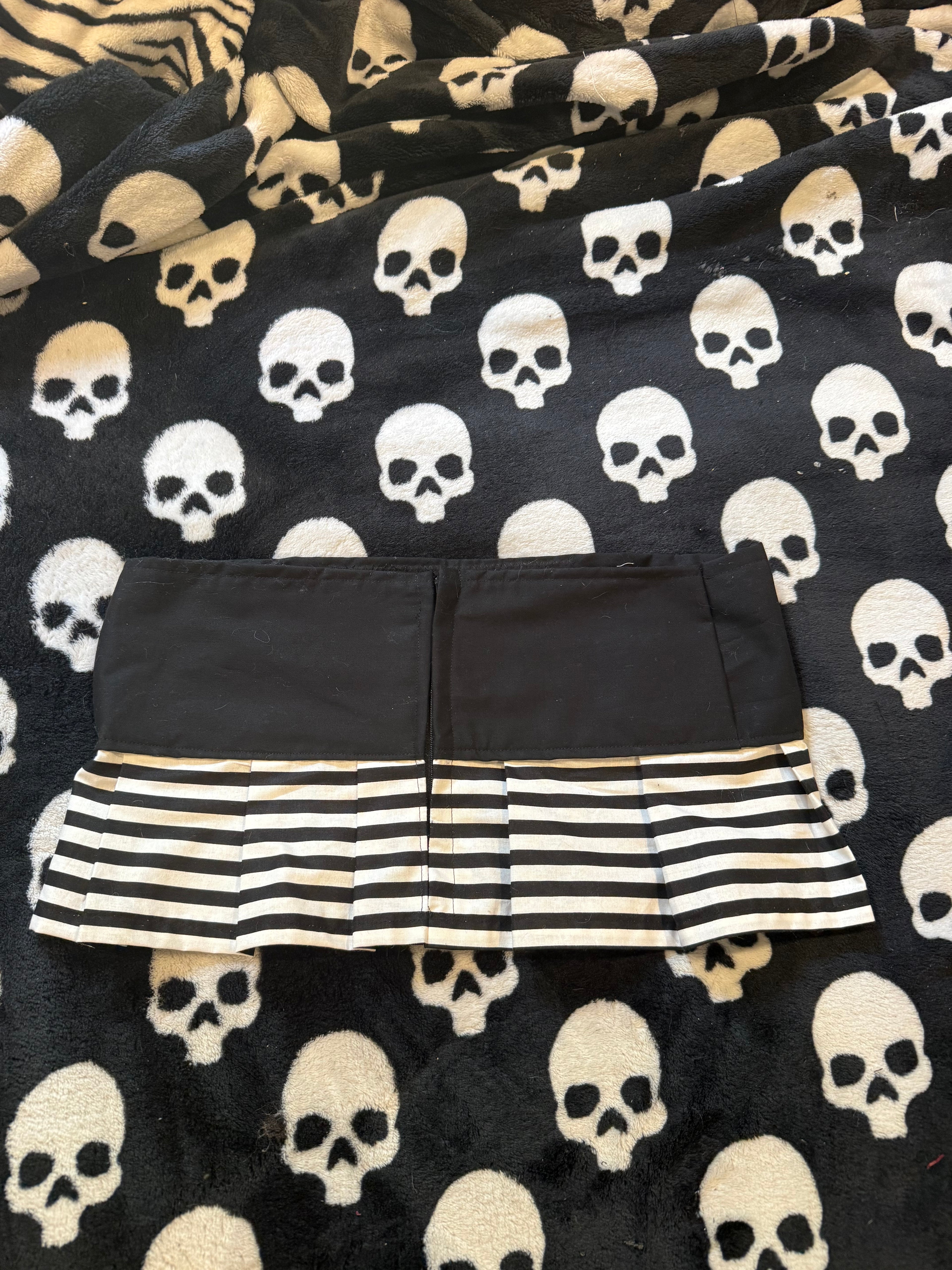 script stripe lace up skirt size m