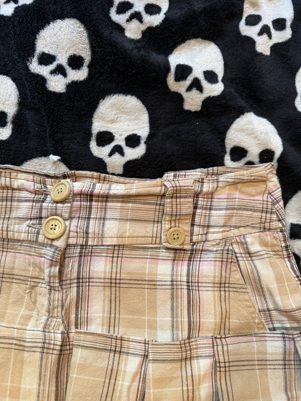 tan & black plaid mini skirt size m