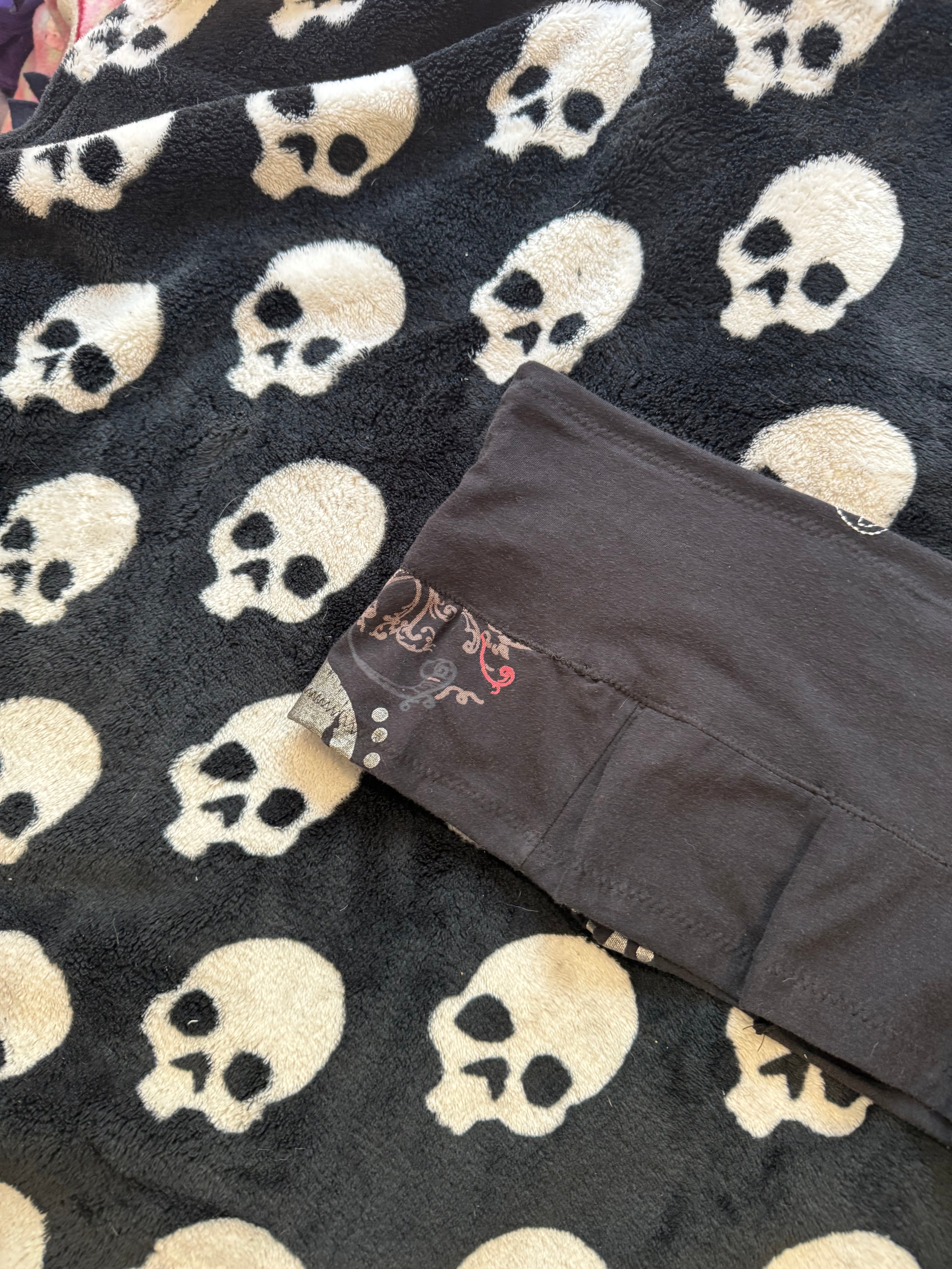 black stitched skirt size L/XL
