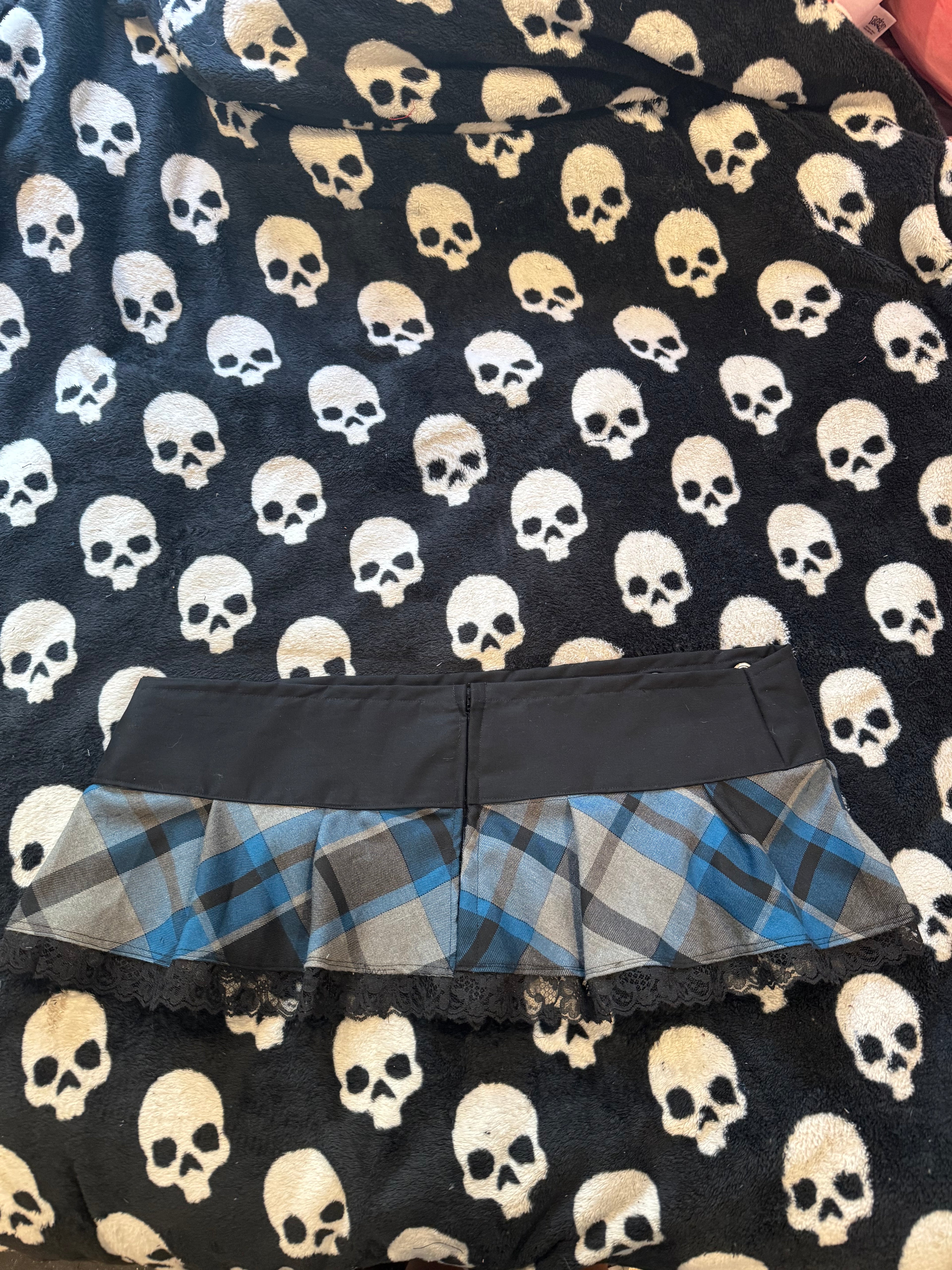 blue & black plaid grommet skirt size XL