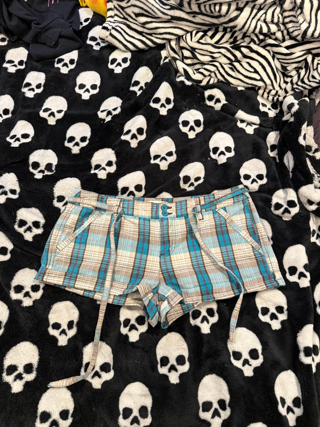 blue & white plaid shorts size m
