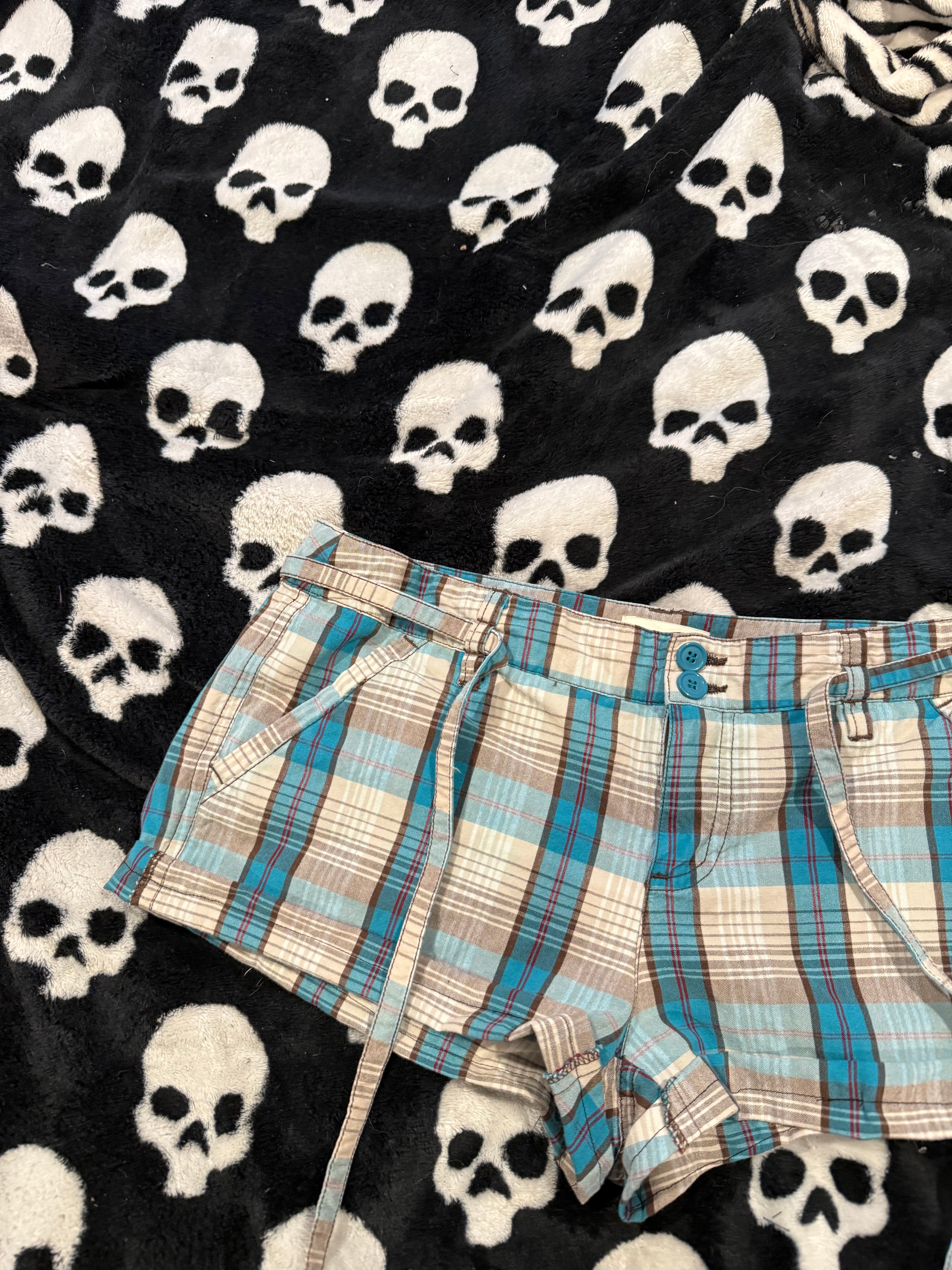 blue & white plaid shorts size m