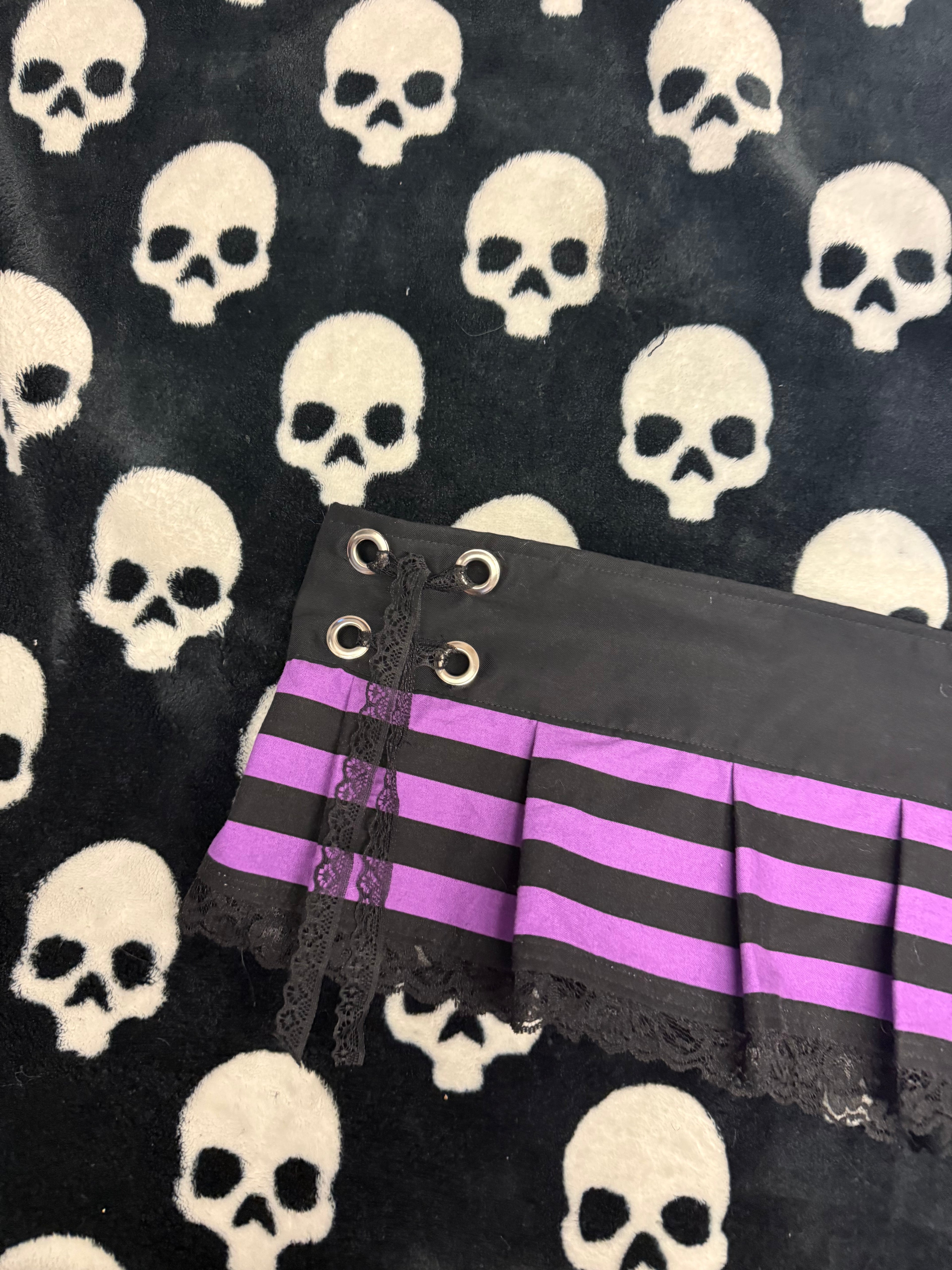 purple & black striped lace up skirt size xs