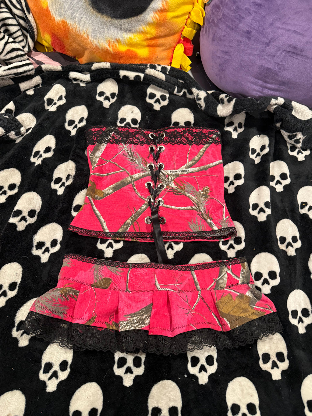 pink & black lace camo set size xs/s