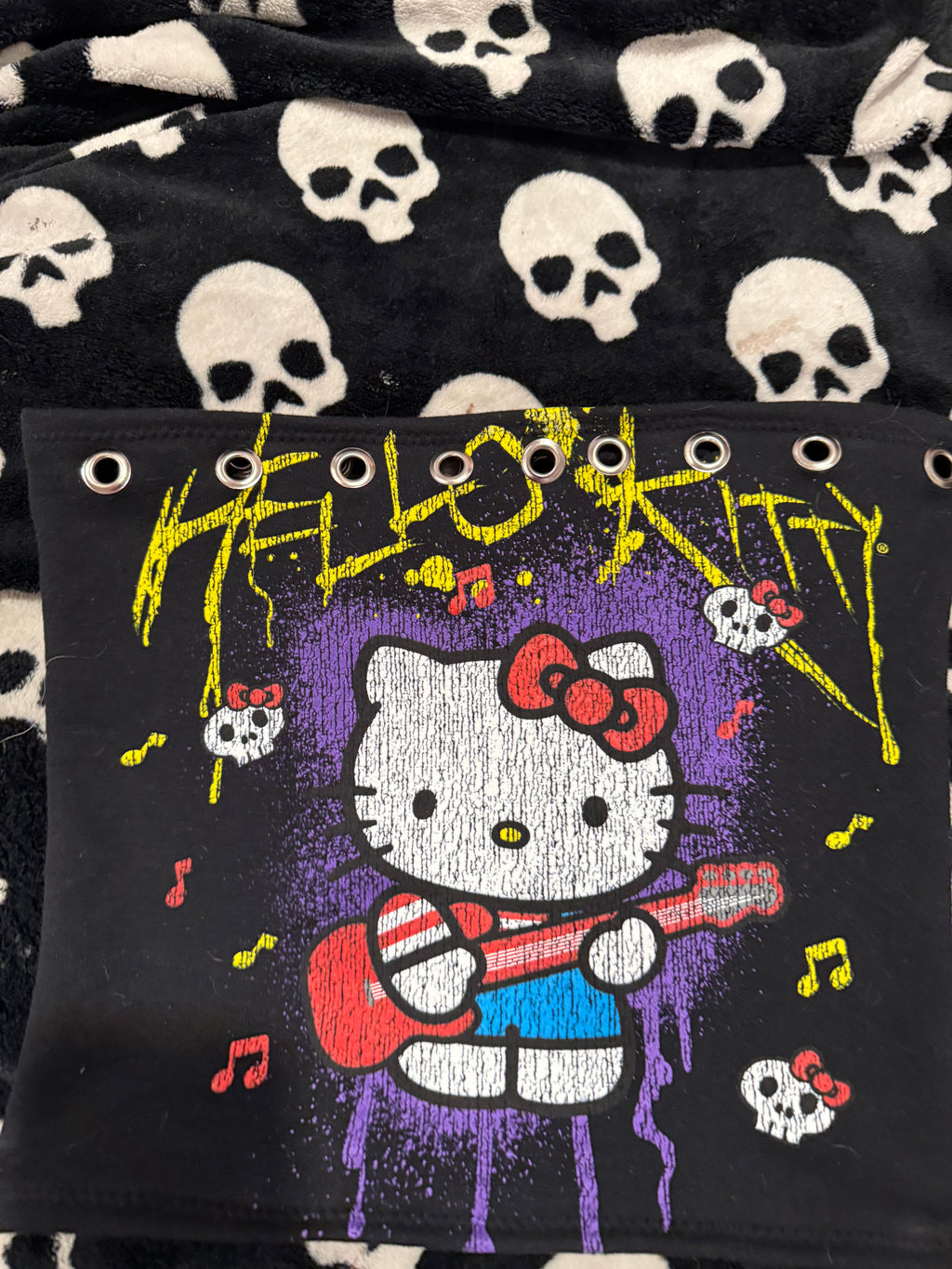 hello kitty grommet set size xs