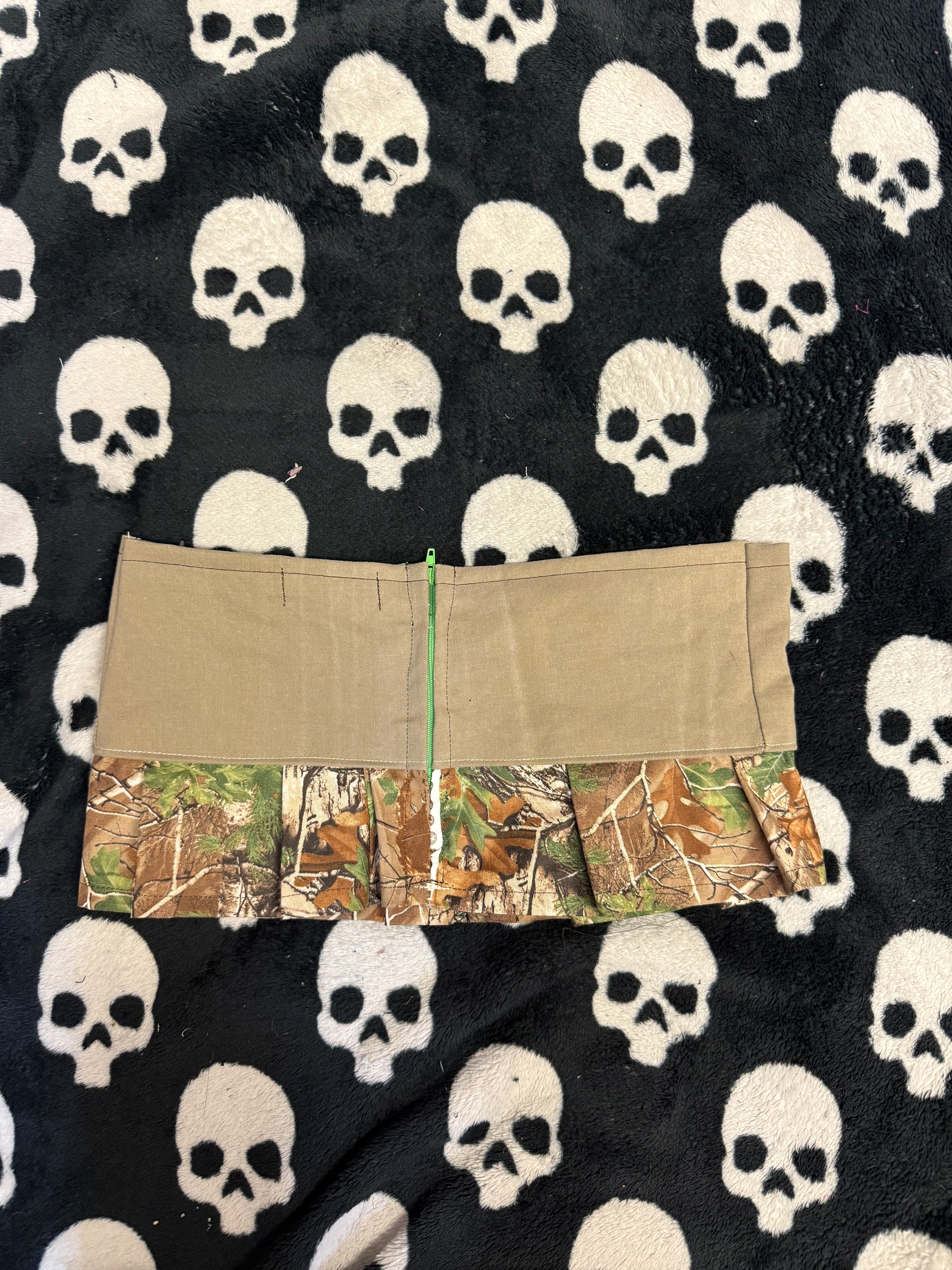 tan pocket camo skirt size xxs