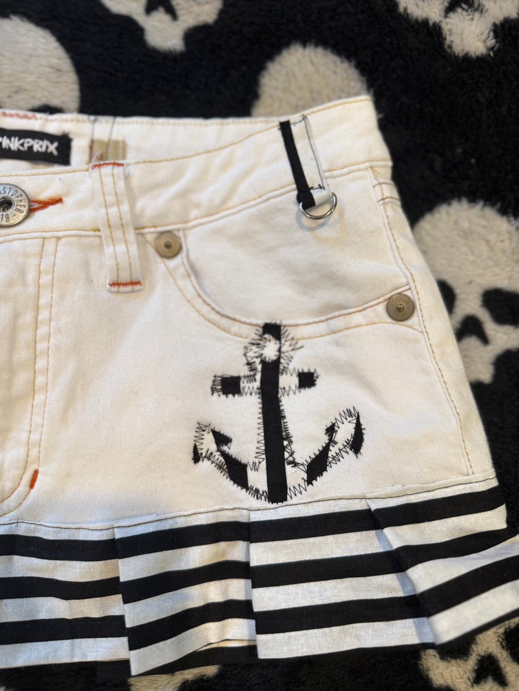 striped anchor skirt size s