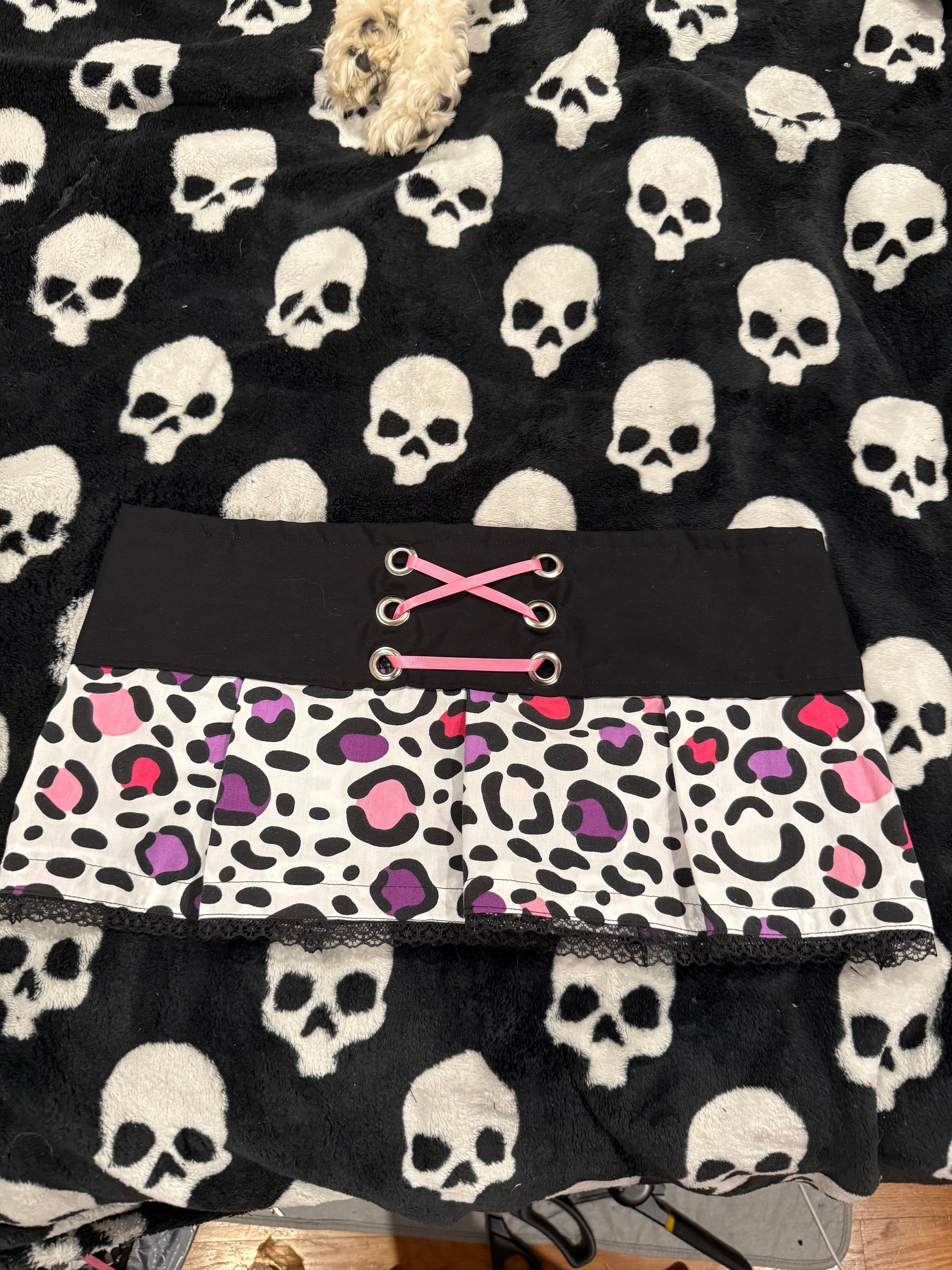 pink & black lace up animal print mini skirt size xs