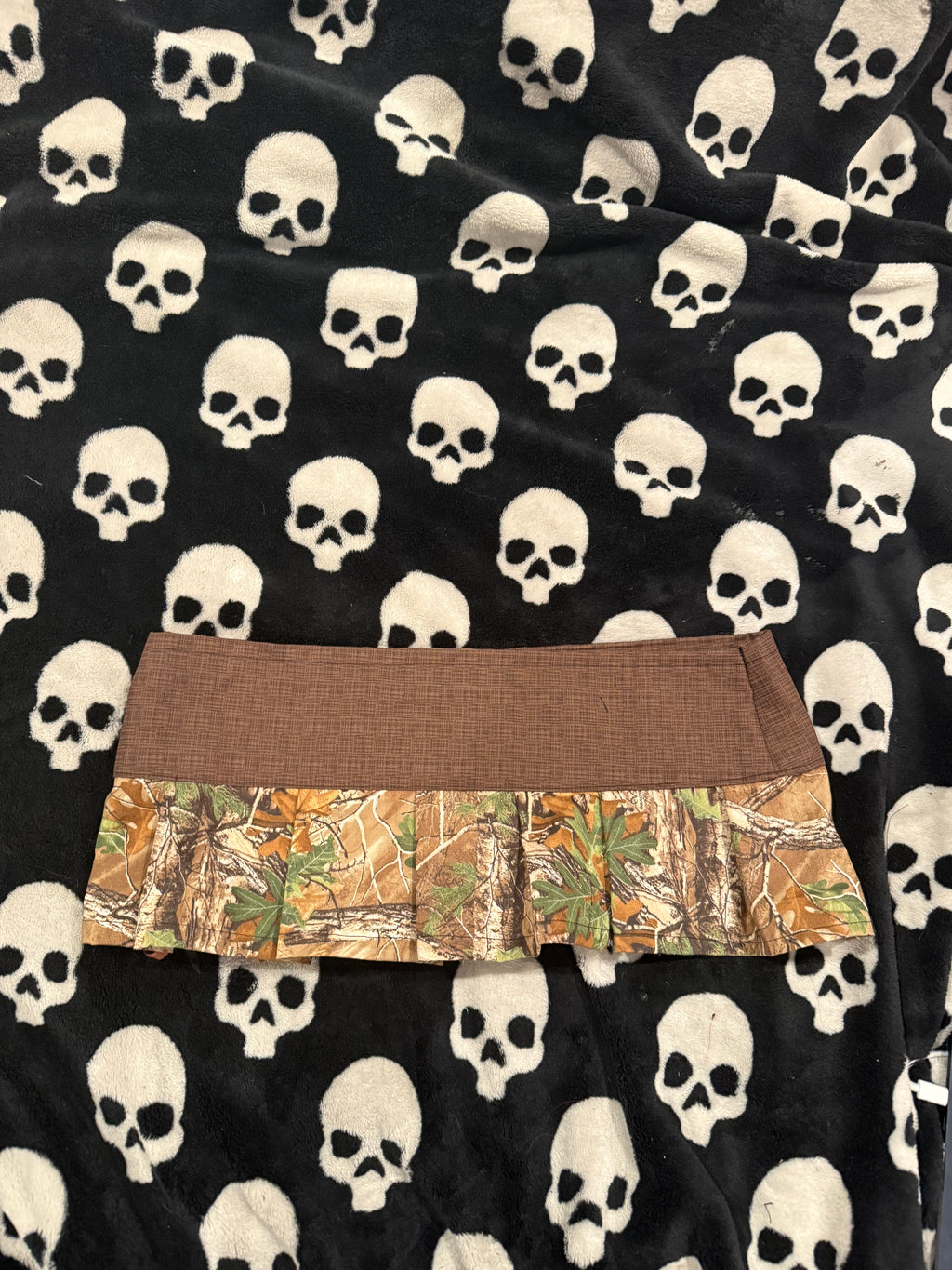 camo lace up mini skirt size m