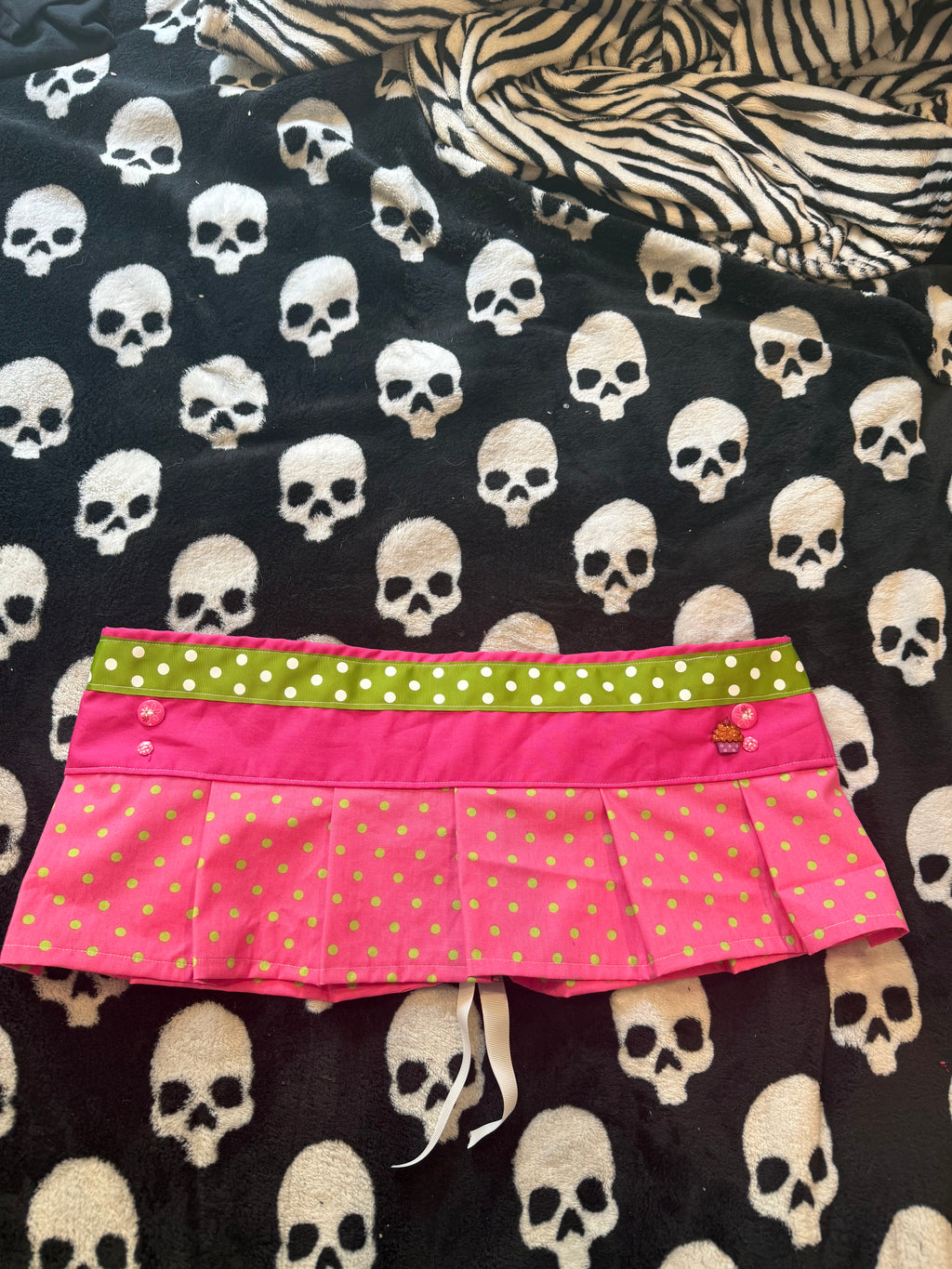 polka dot cupcake skirt size L/XL
