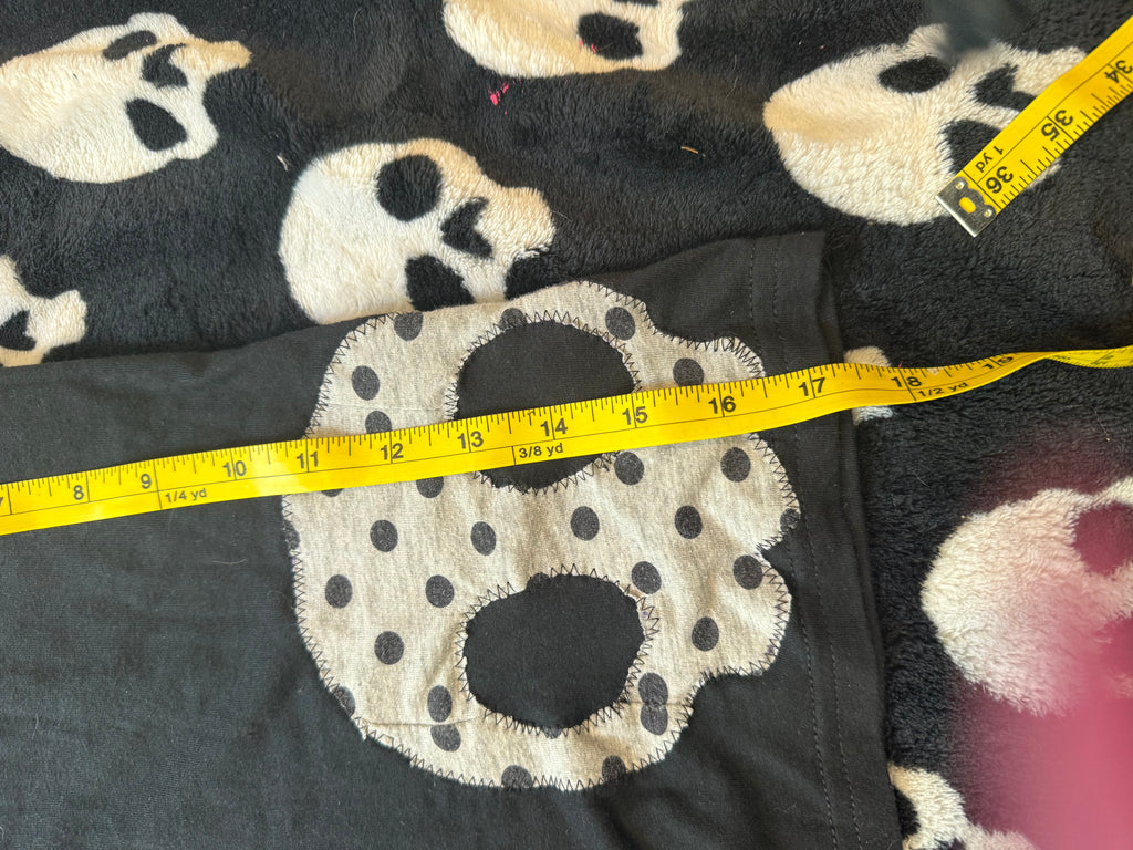 black & grey polka dot skull top size xs/s