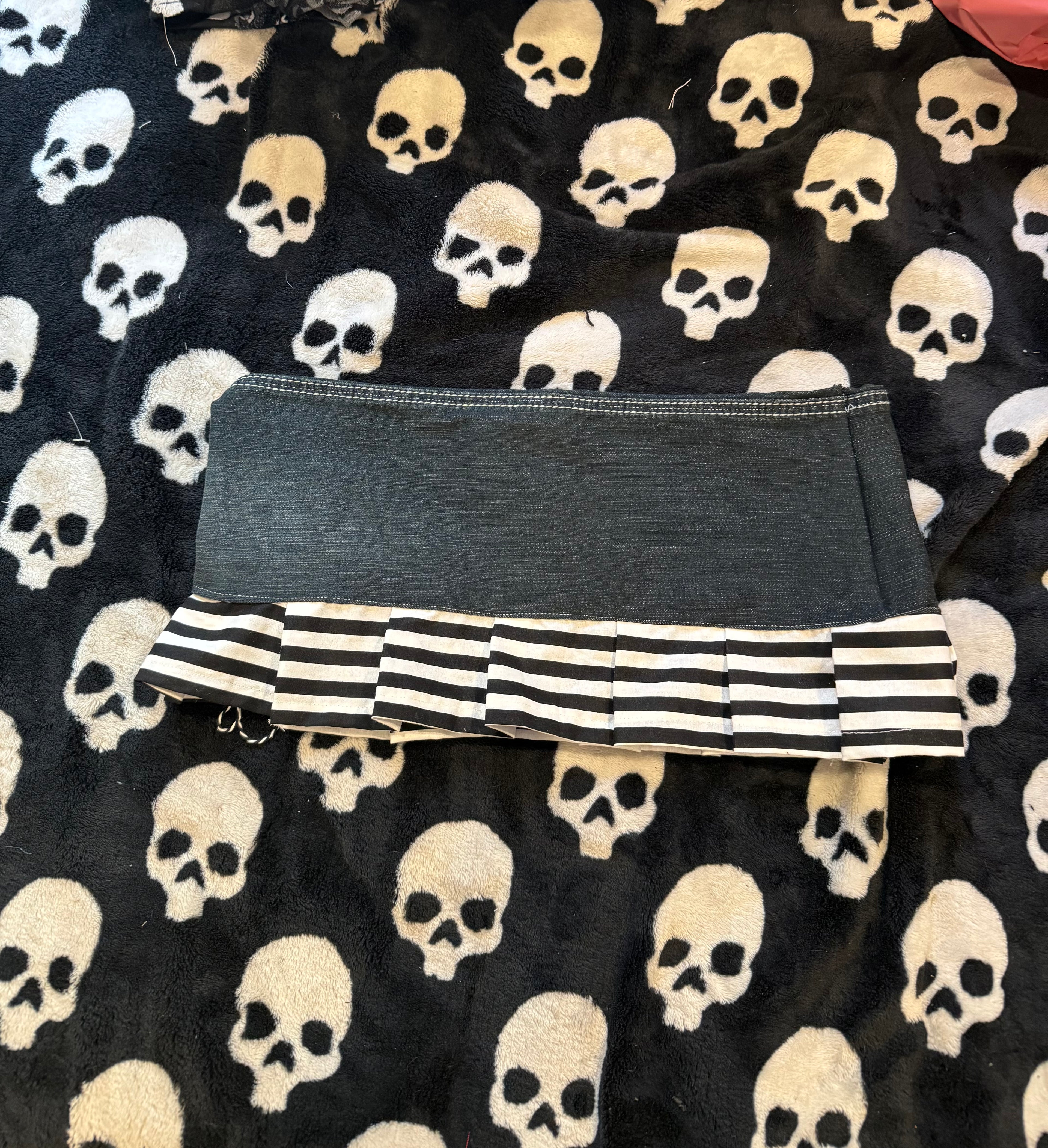 black & white striped lace up skirt size xs