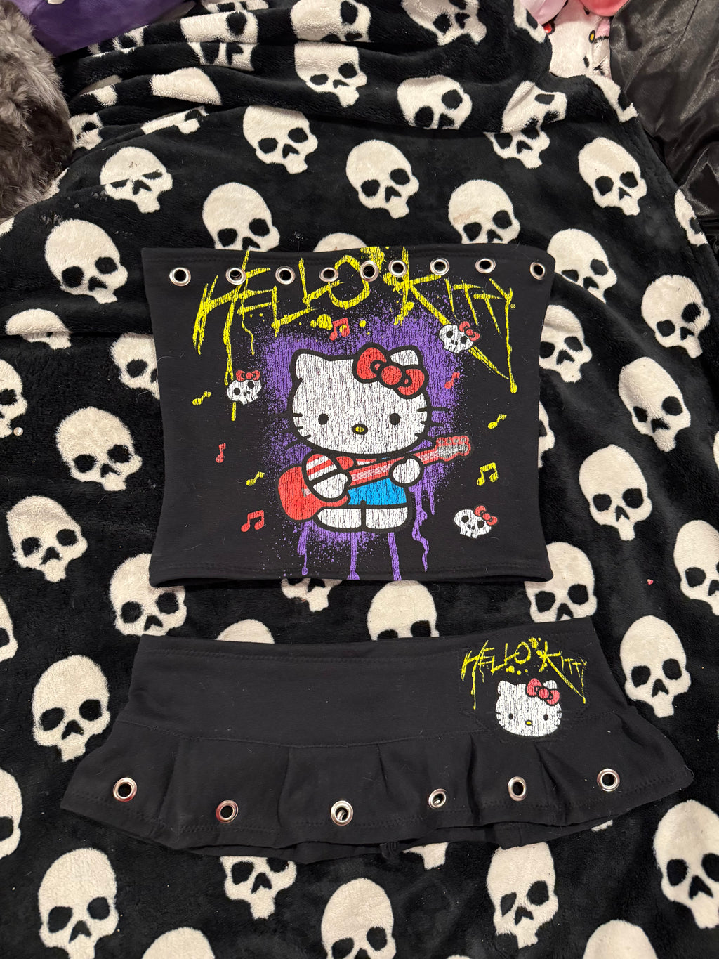 hello kitty grommet set size xs