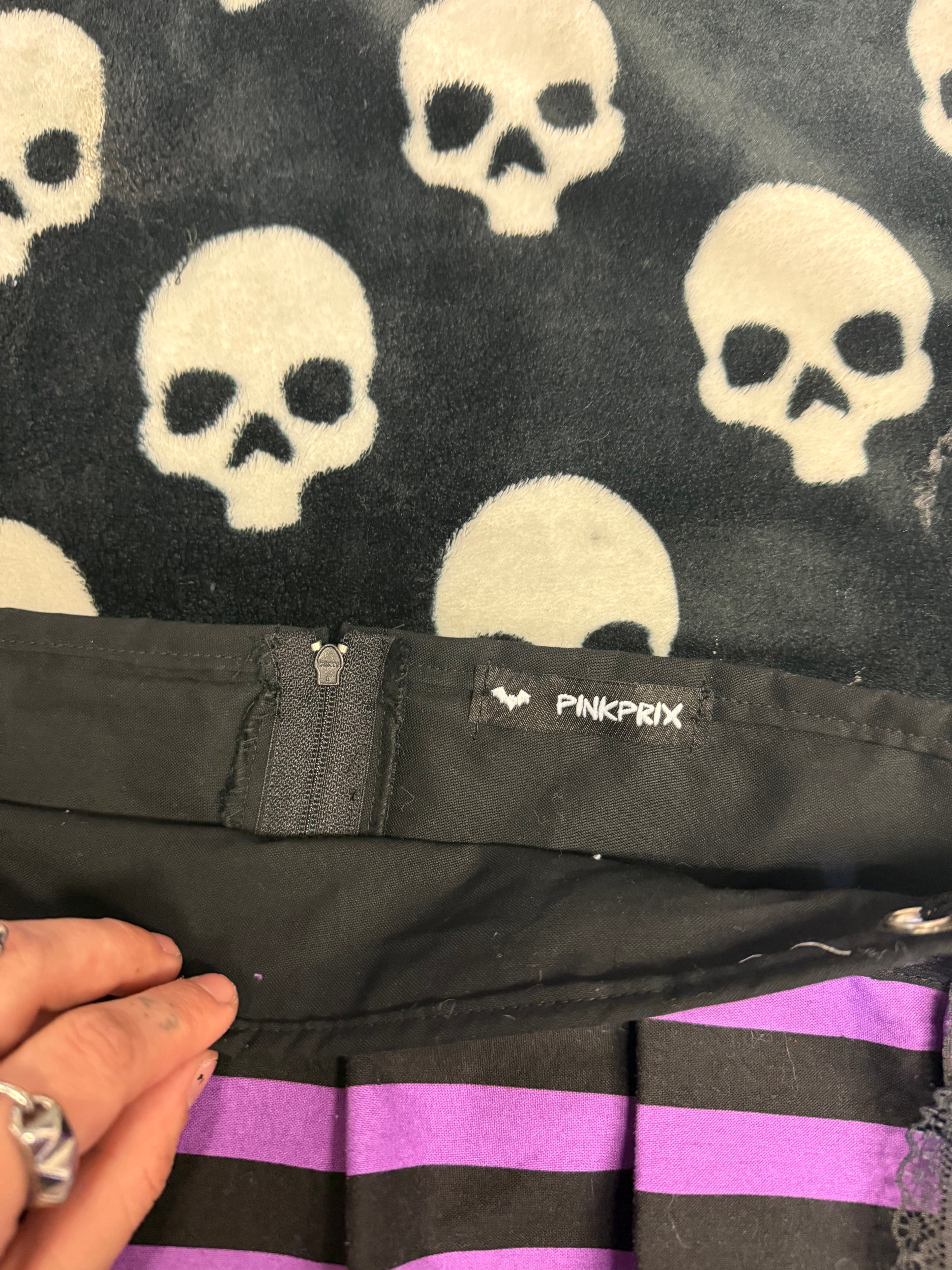 purple & black striped lace up skirt size xs