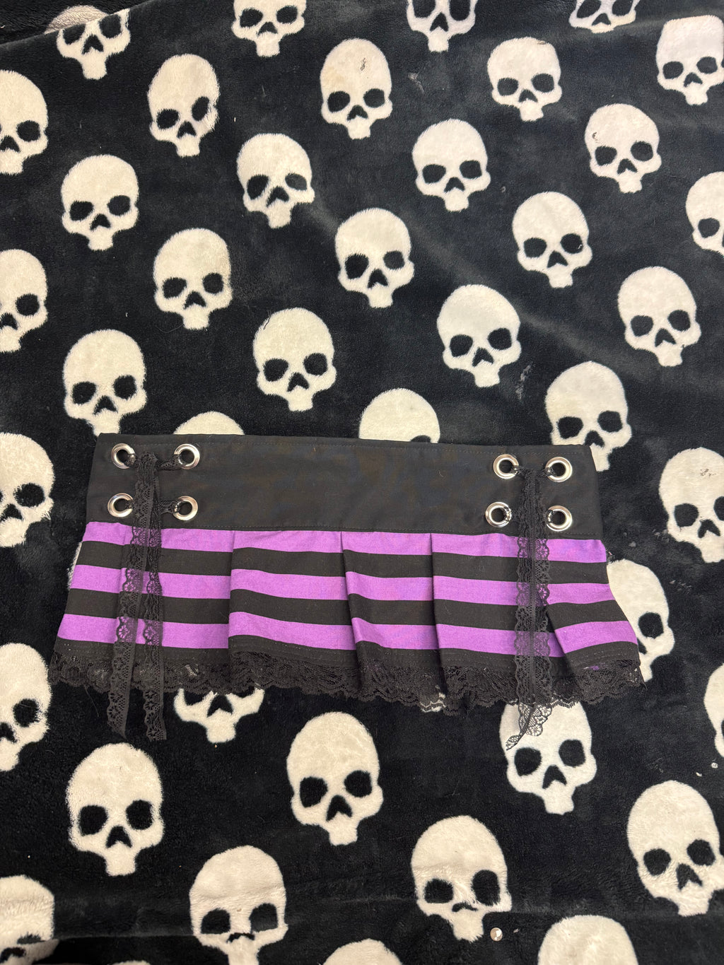 purple & black striped lace up skirt size xs