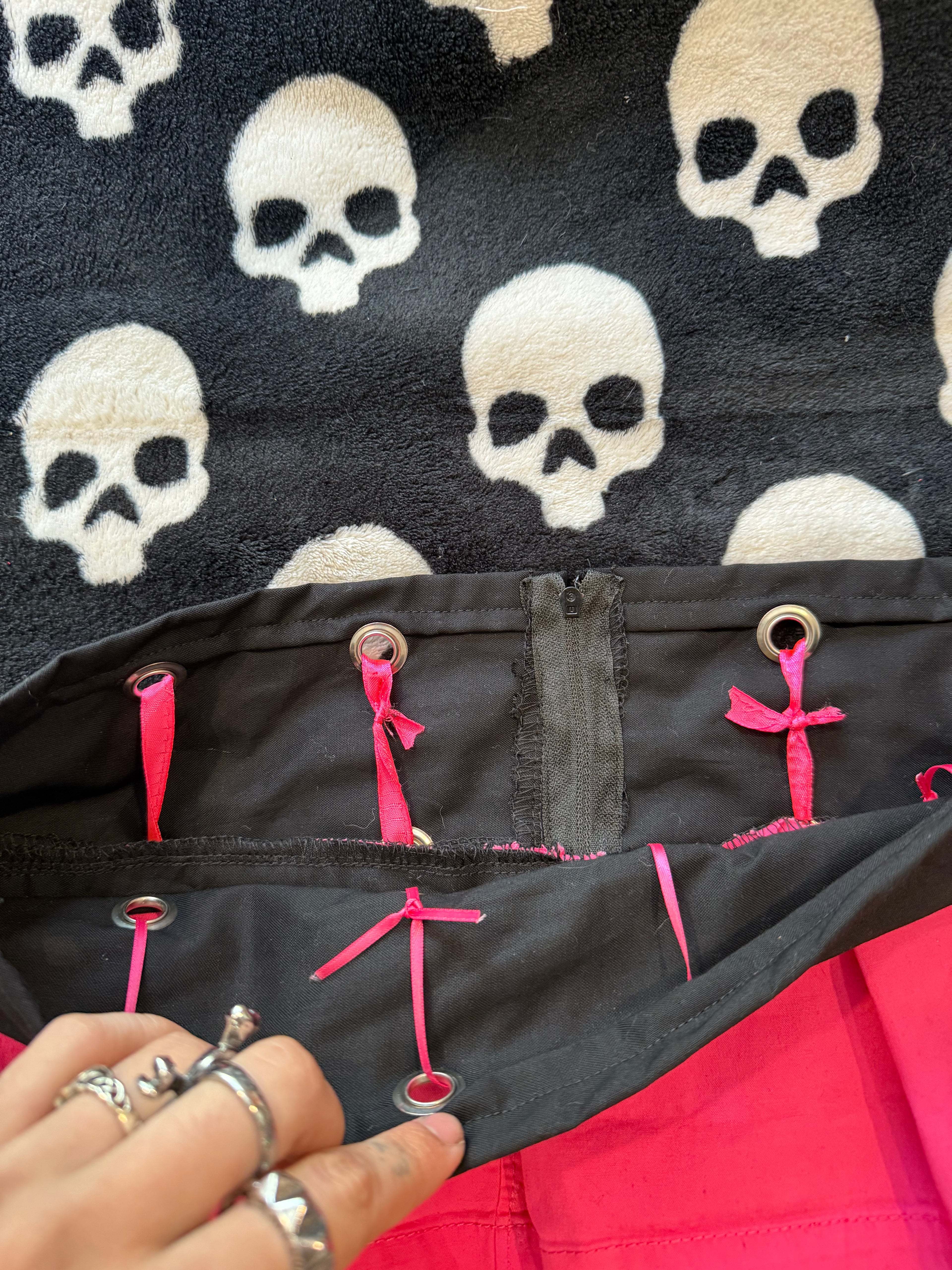 pink & black lace up skirt size xs
