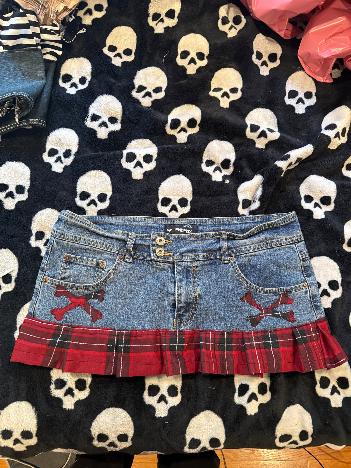 blue denim flannel crossbones skirt size L/XL