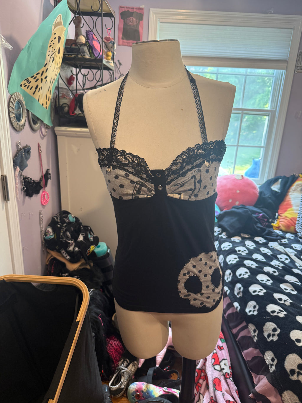 black & grey polka dot skull top size xs/s