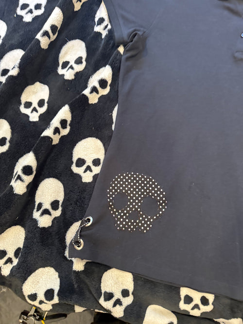 black polka dot skull polo size m