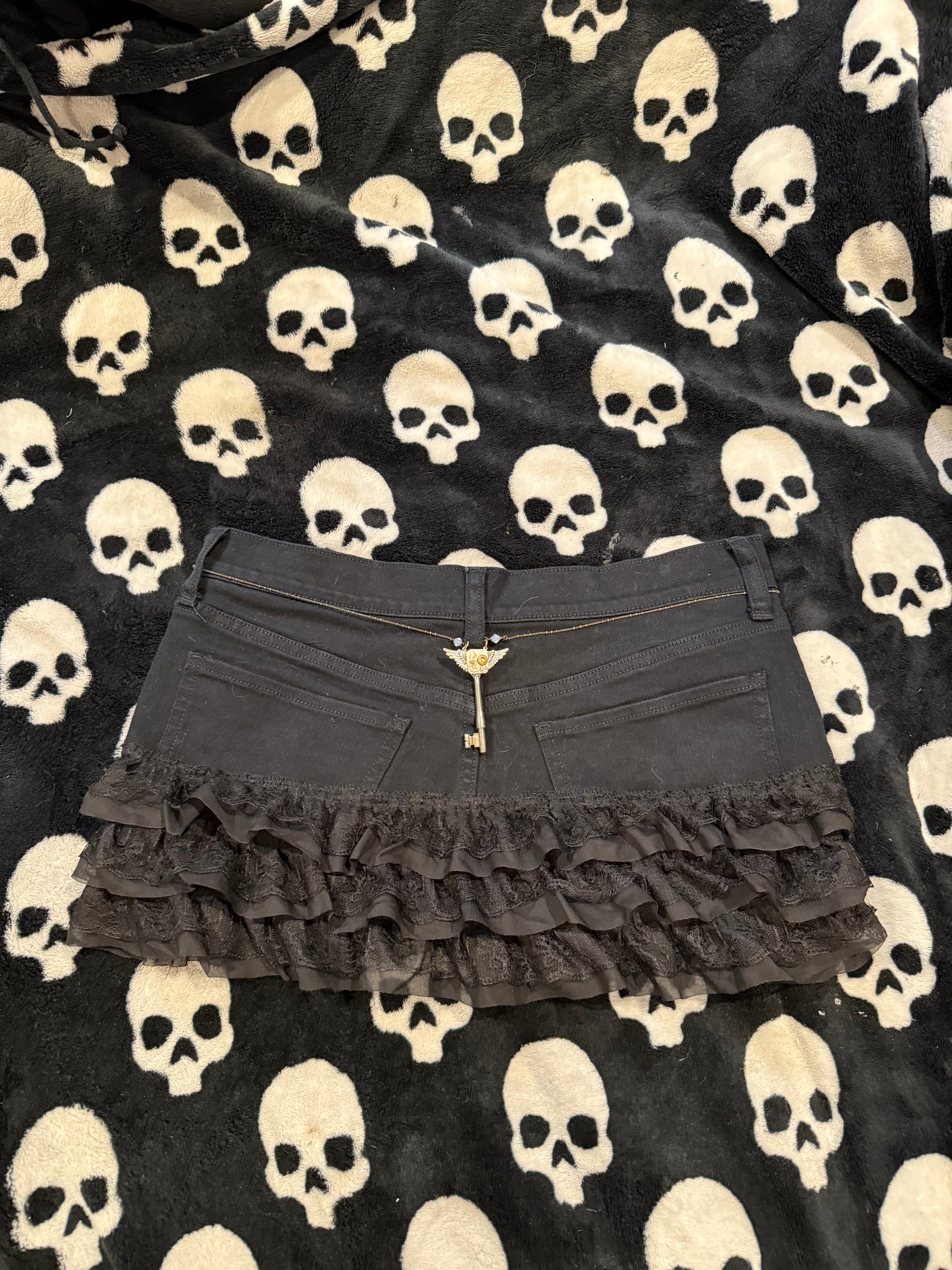 black denim key ruffle skirt size s