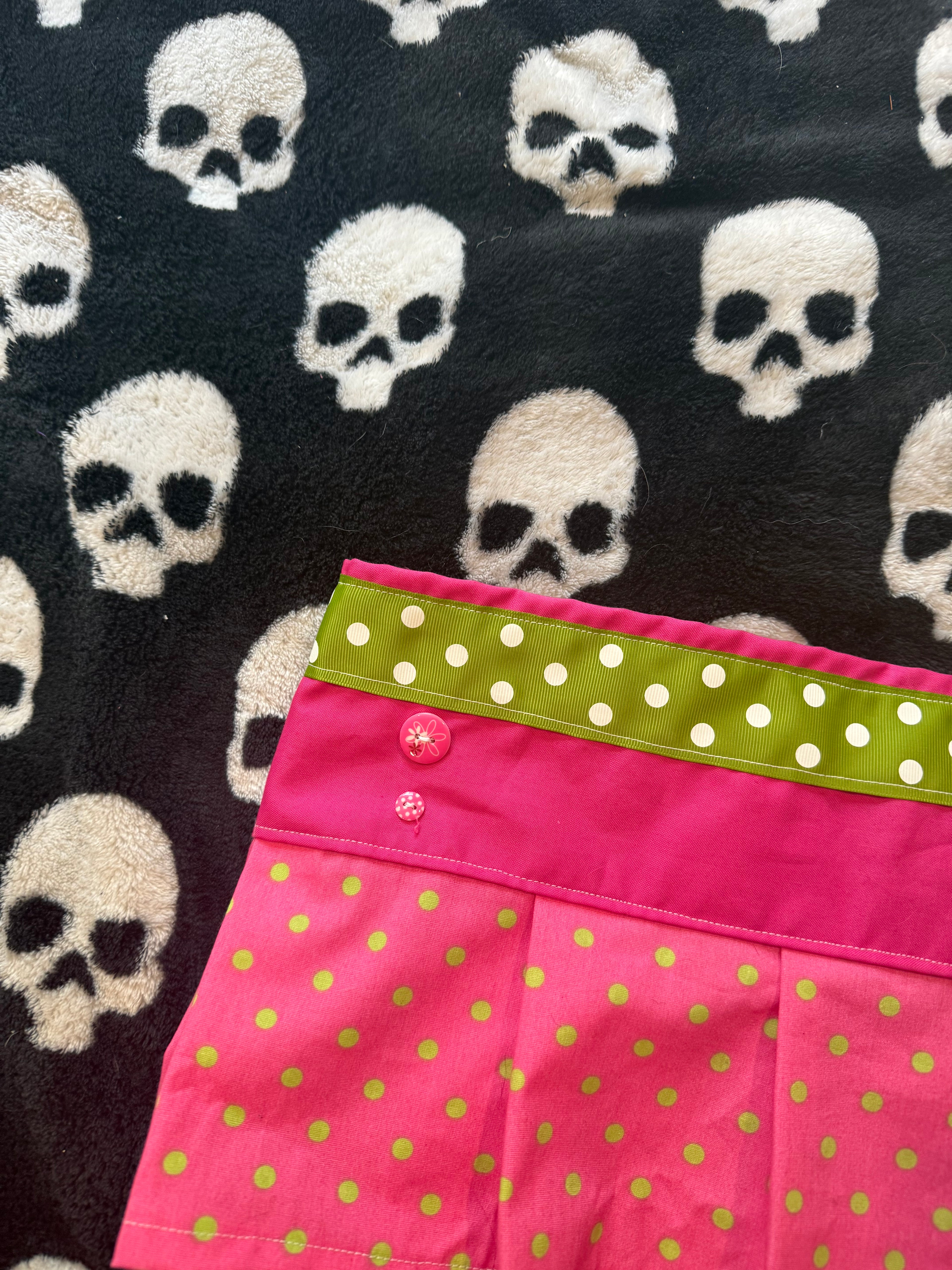 polka dot cupcake skirt size L/XL