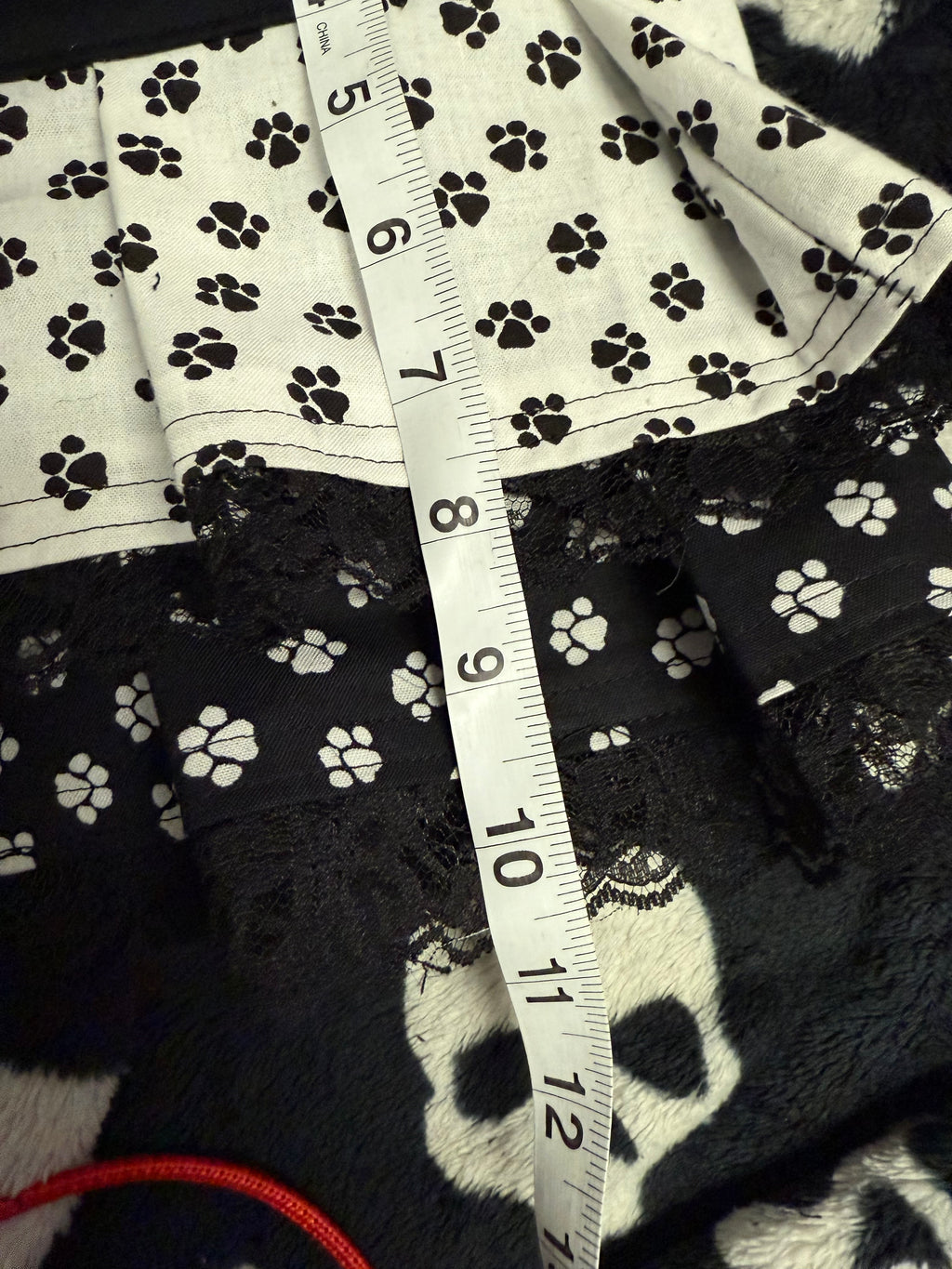 double layered paw print lace up skirt size s