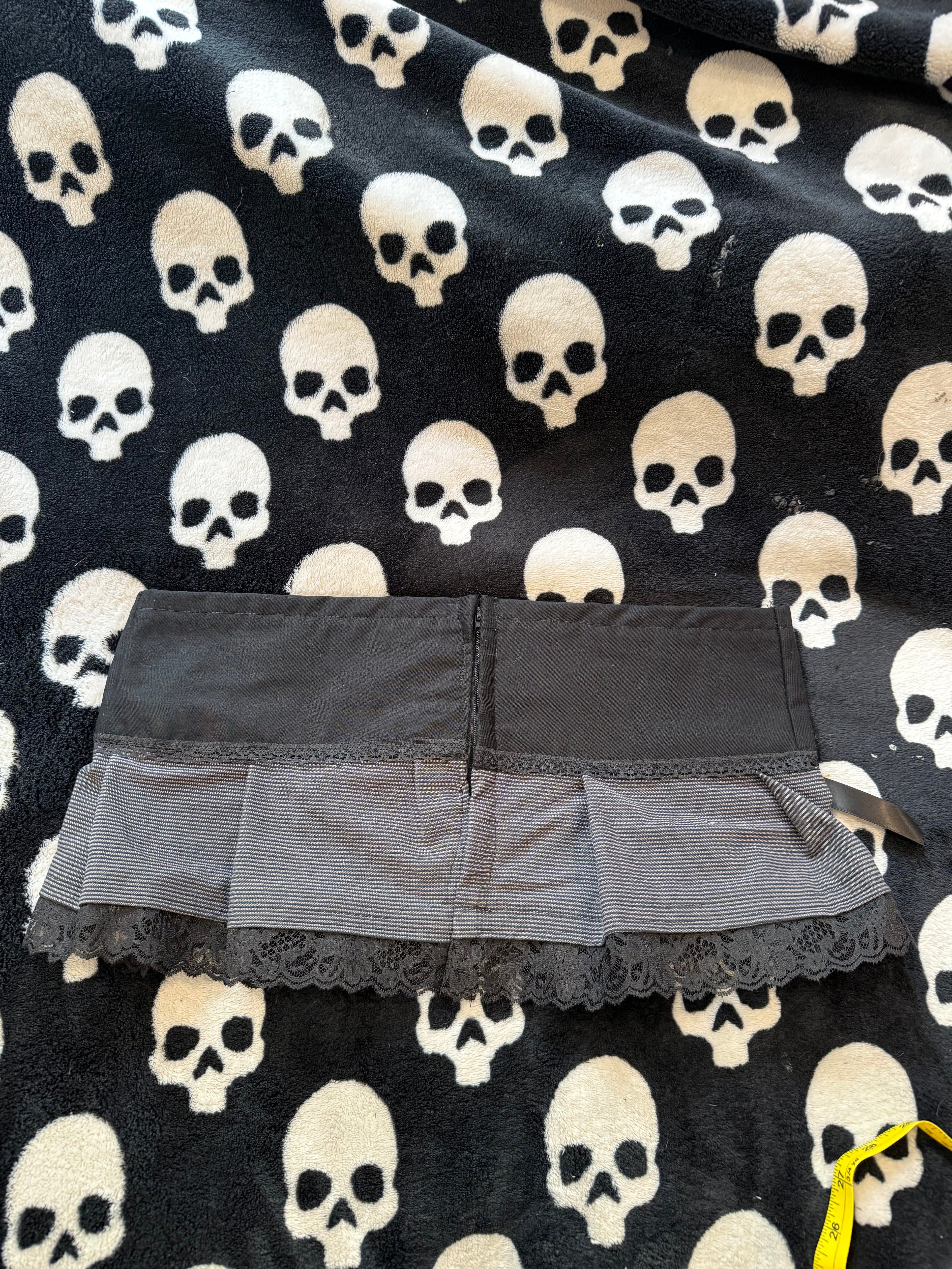 grey & black stripe lace up skirt size s
