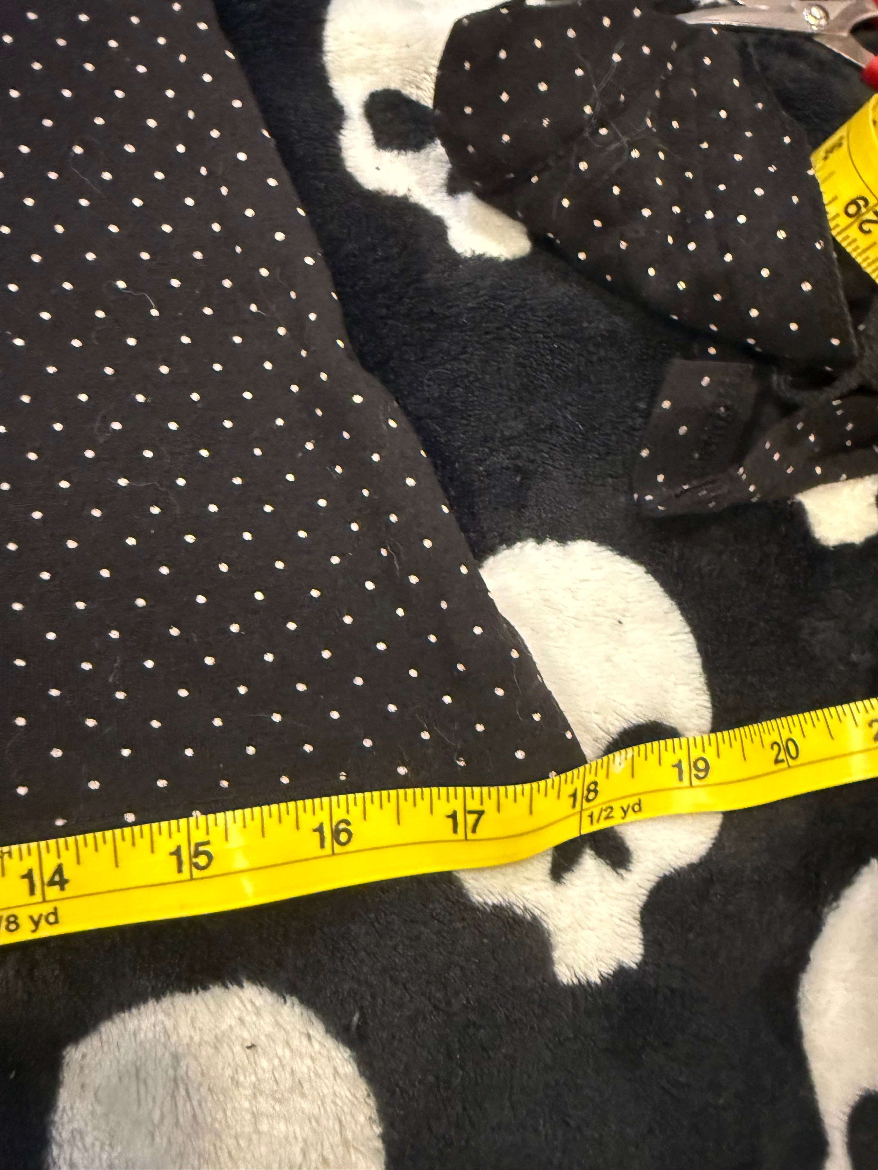 polka dot ruffle top size m