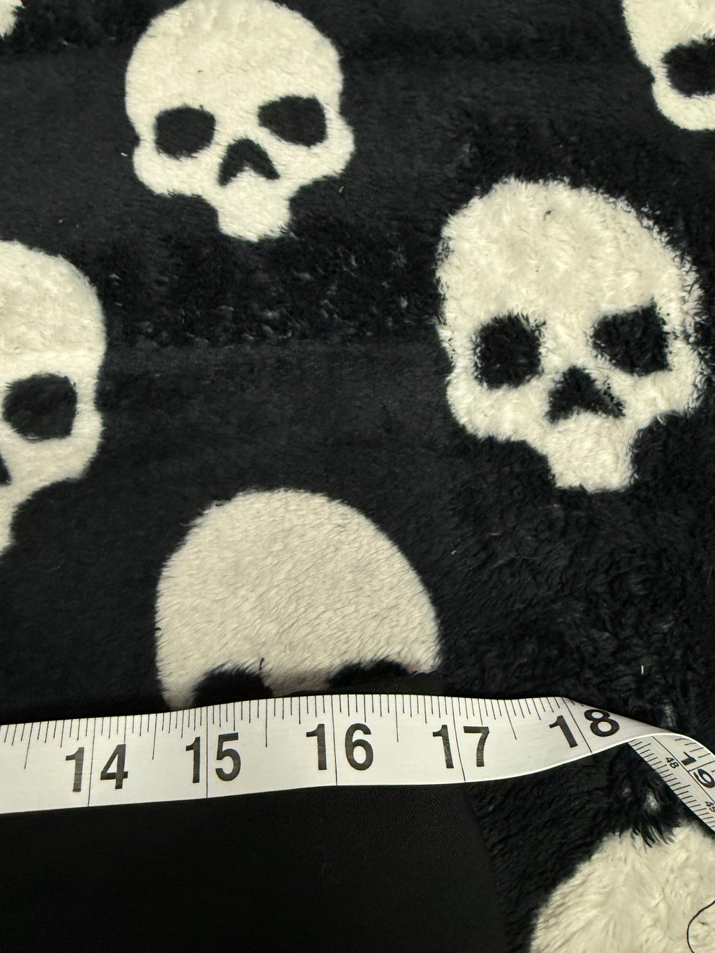 double layered paw print lace up skirt size s