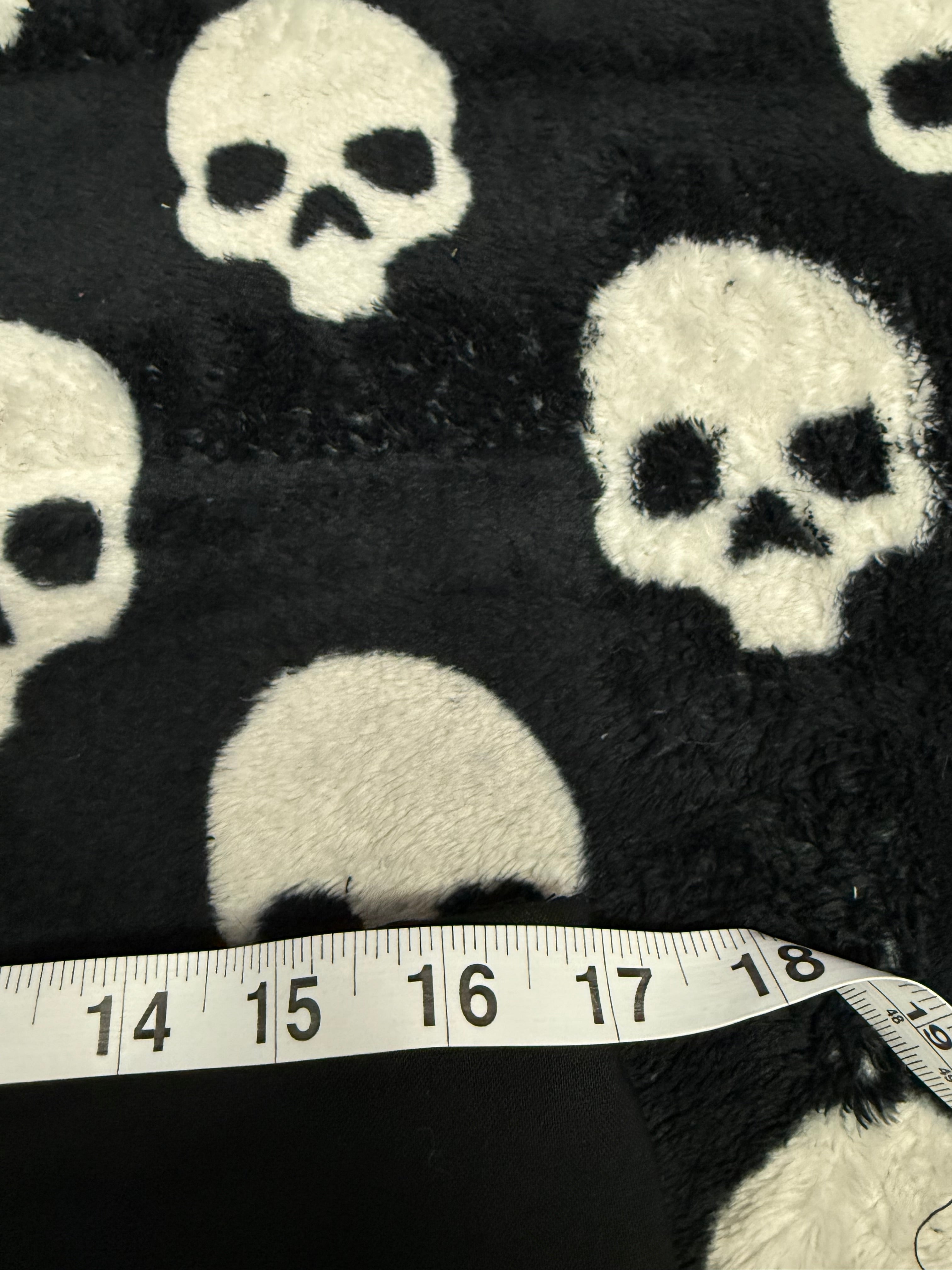 double layered paw print lace up skirt size s