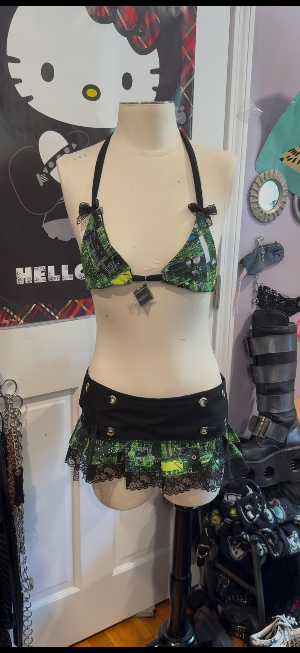 circuit board lace rave set size s