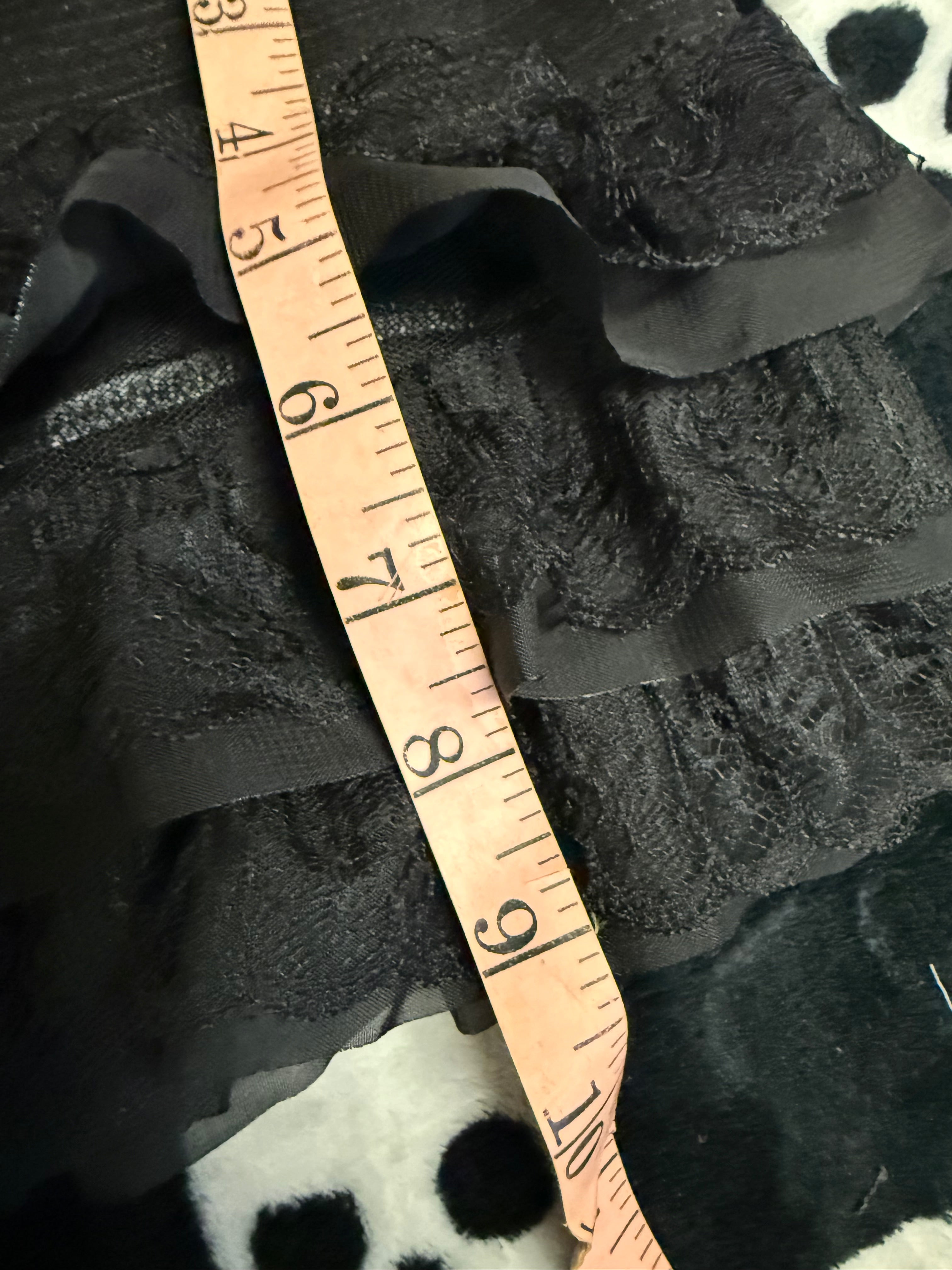 black lace up ruffle skirt size 2xl