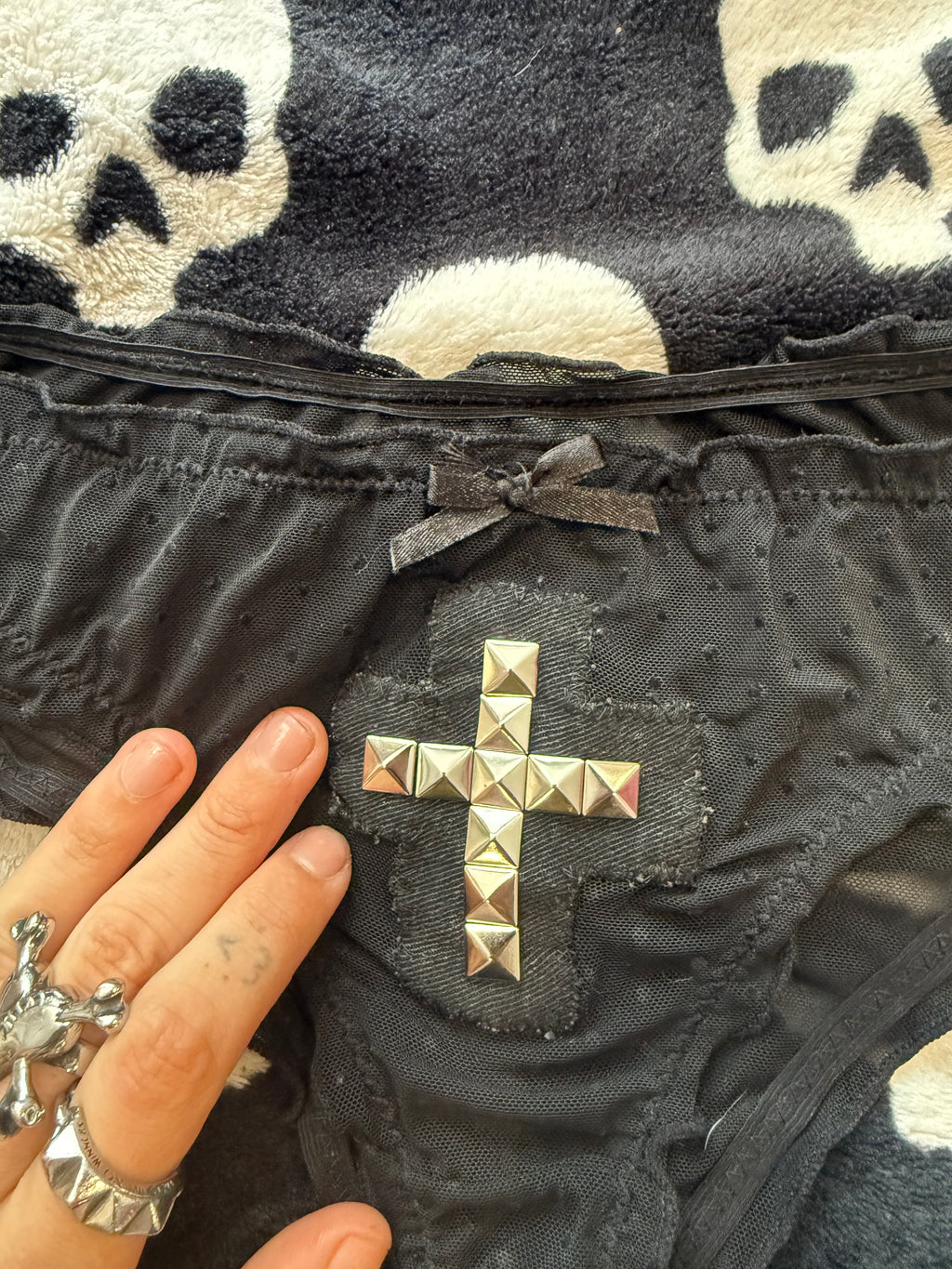 polka dot ruffle cross underwear size xs/s