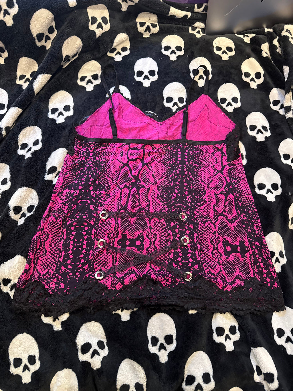 purple & black snakeskin cross corset tank size L